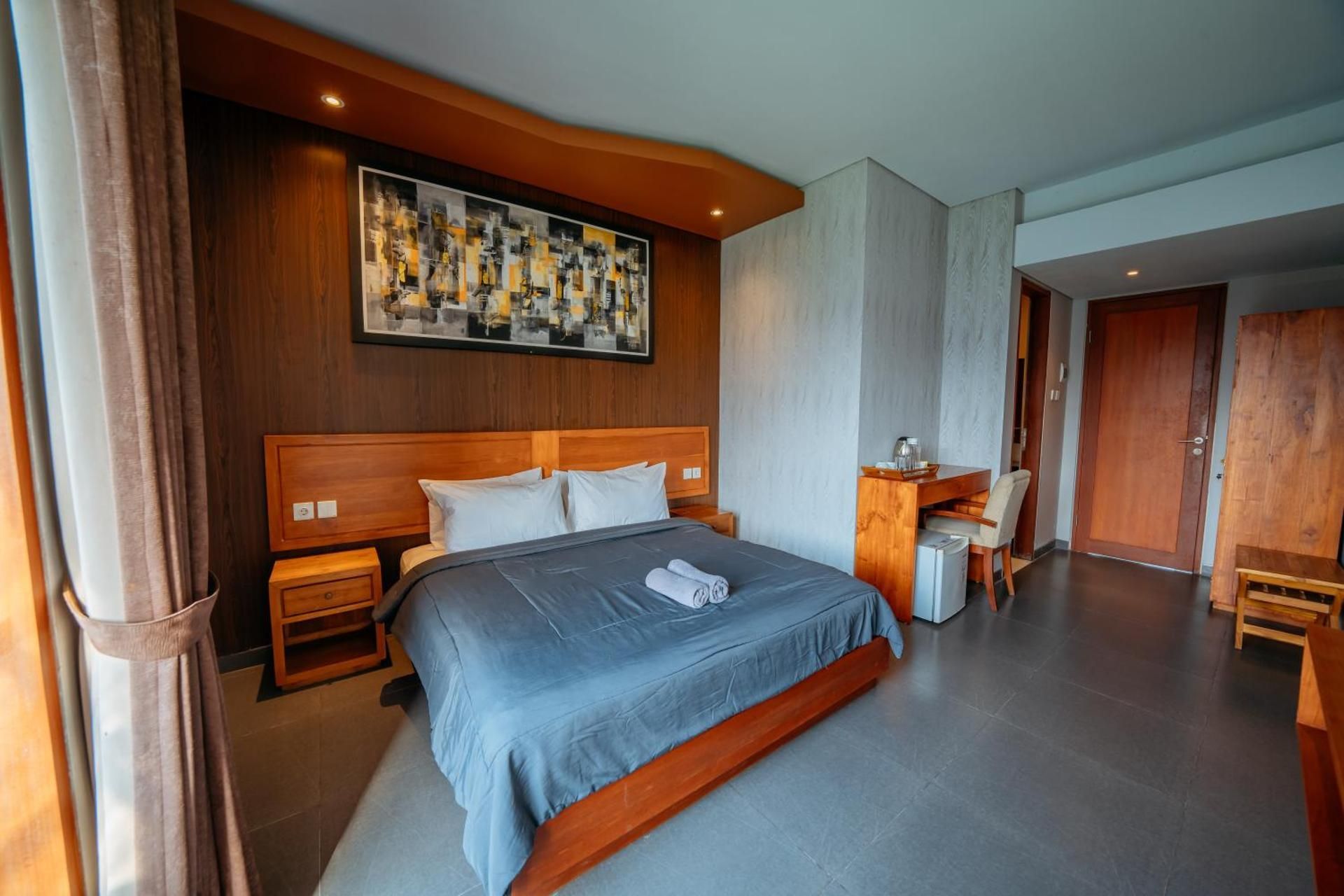 Deluxe King Room