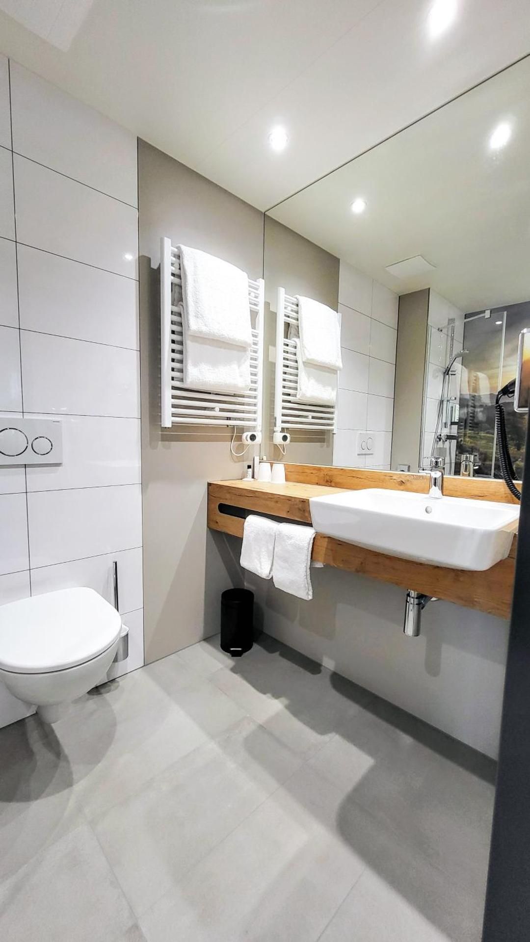 Double Room with Walk-In Shower and Balcony