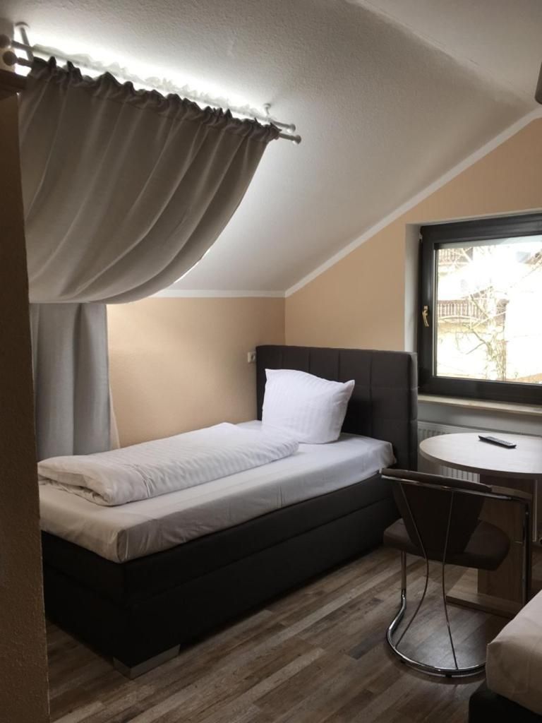 2-Bedroom Family Room