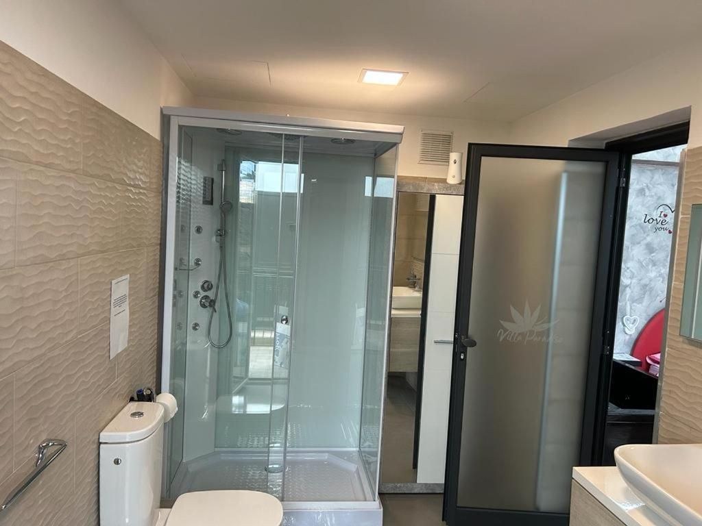 Deluxe Suite with Spa Bath