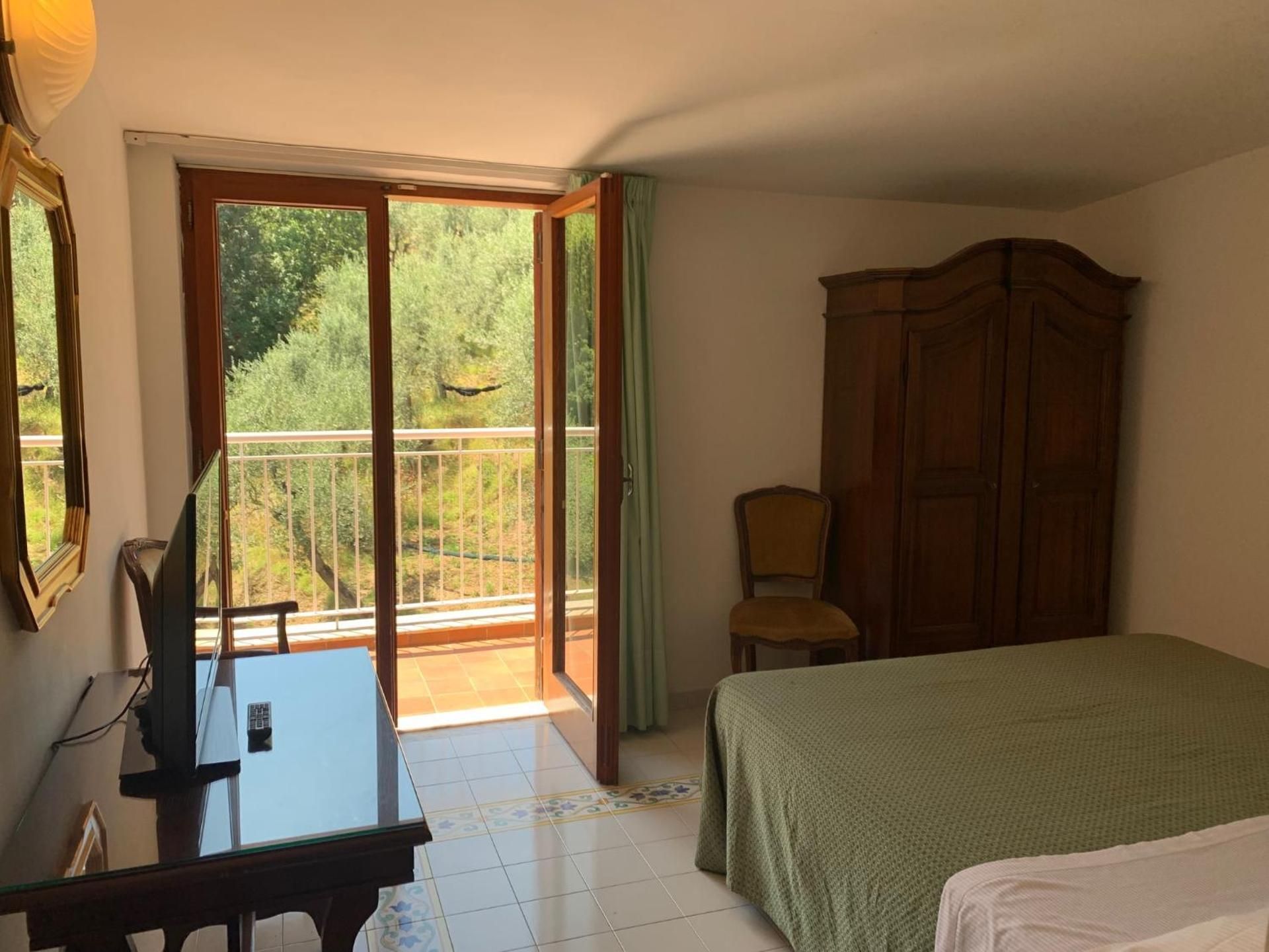 Classic Single Room