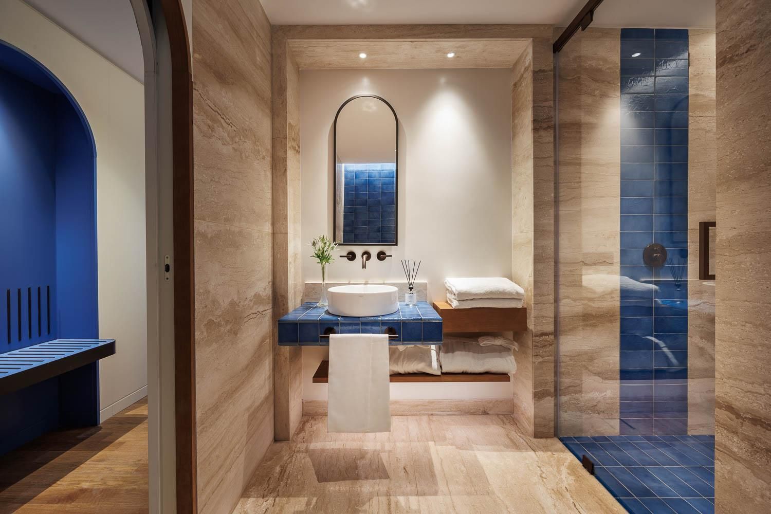 Superior King Room with Sea View
