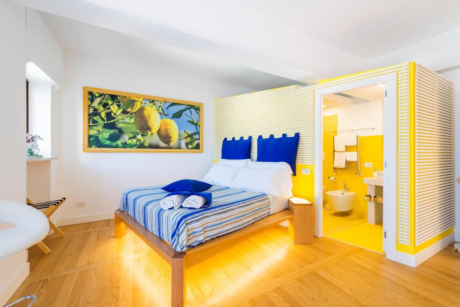 Luiselle Charming Accommodation Sorrento City Center Deluxe Room