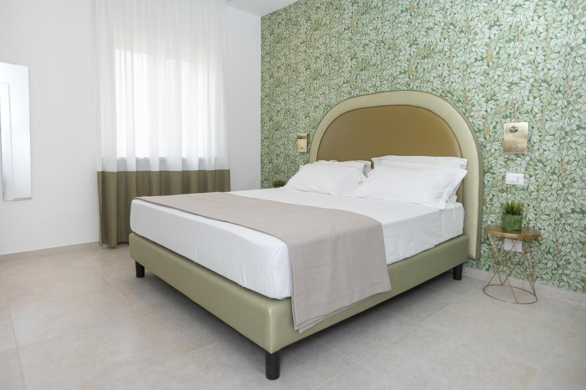 Suite with Garden View