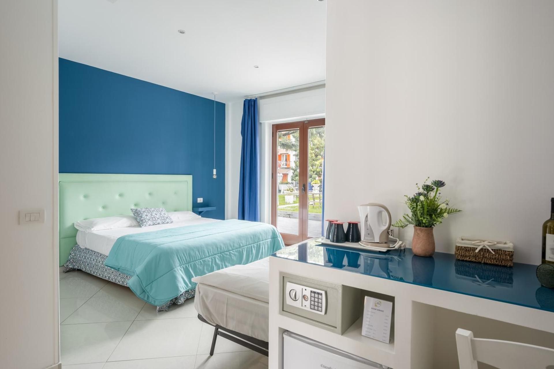 Deluxe Double Room with Extra Bed