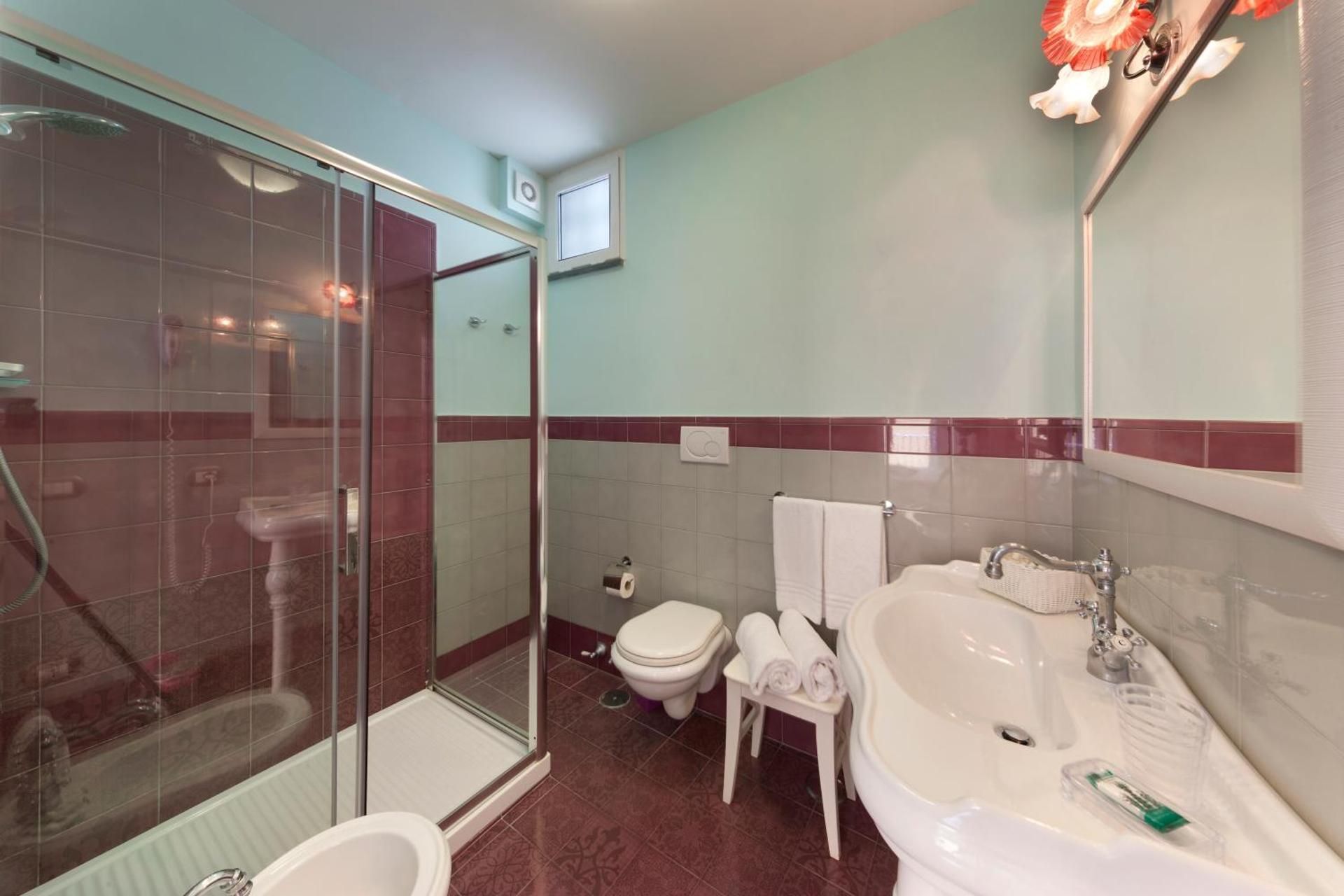 Premium Quadruple Room