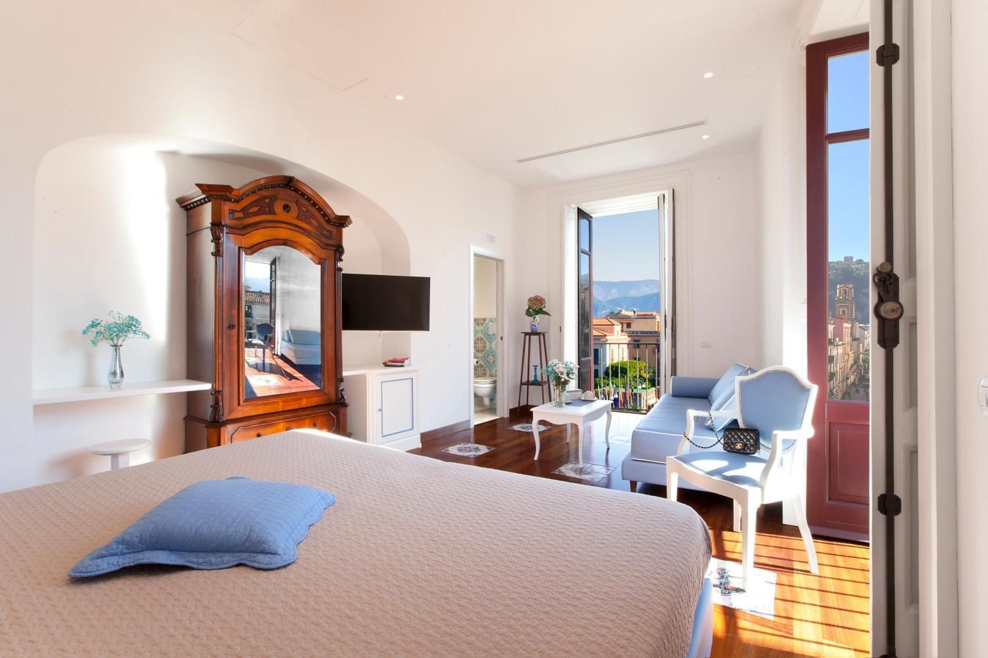 Deluxe Double Room with Balcony