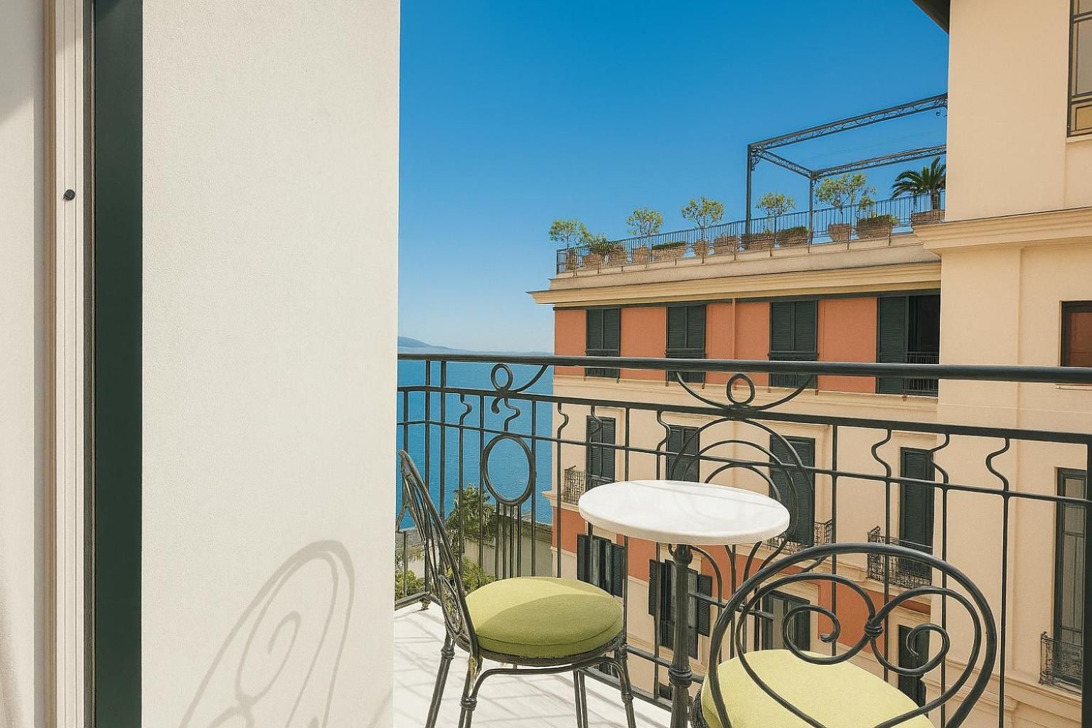 Classic Double or Twin Room with Side Sea View