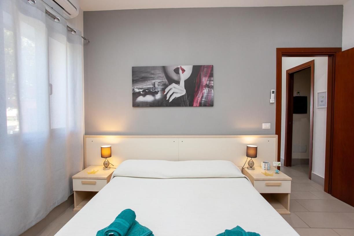 Large Double Room
