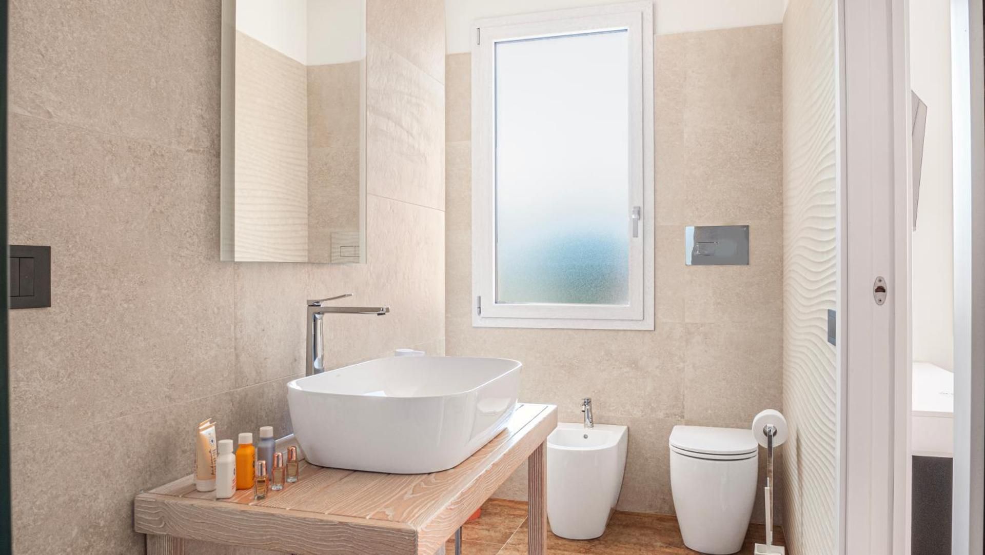 Triple Room with Private Bathroom