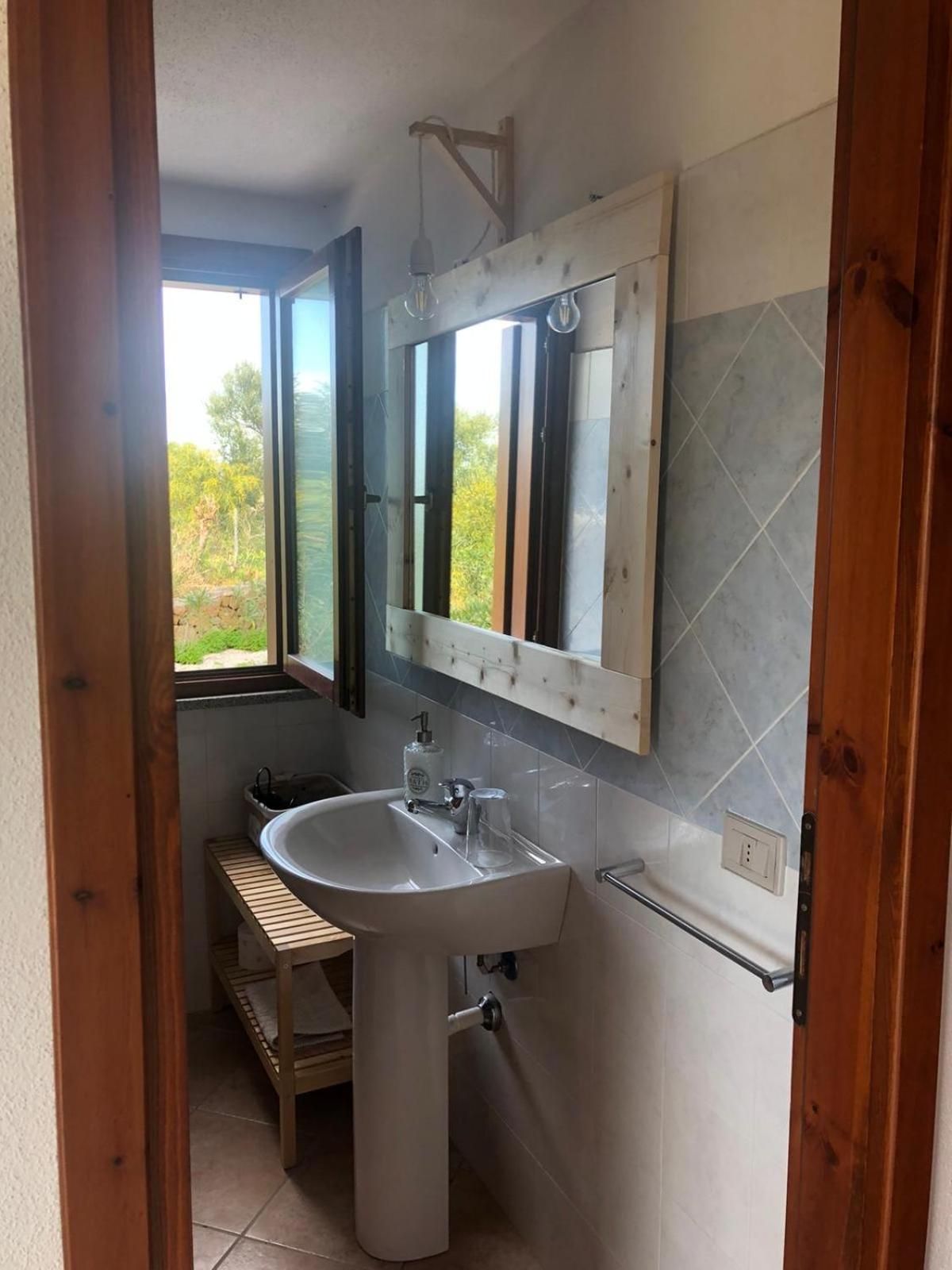 B&B Tavolara
