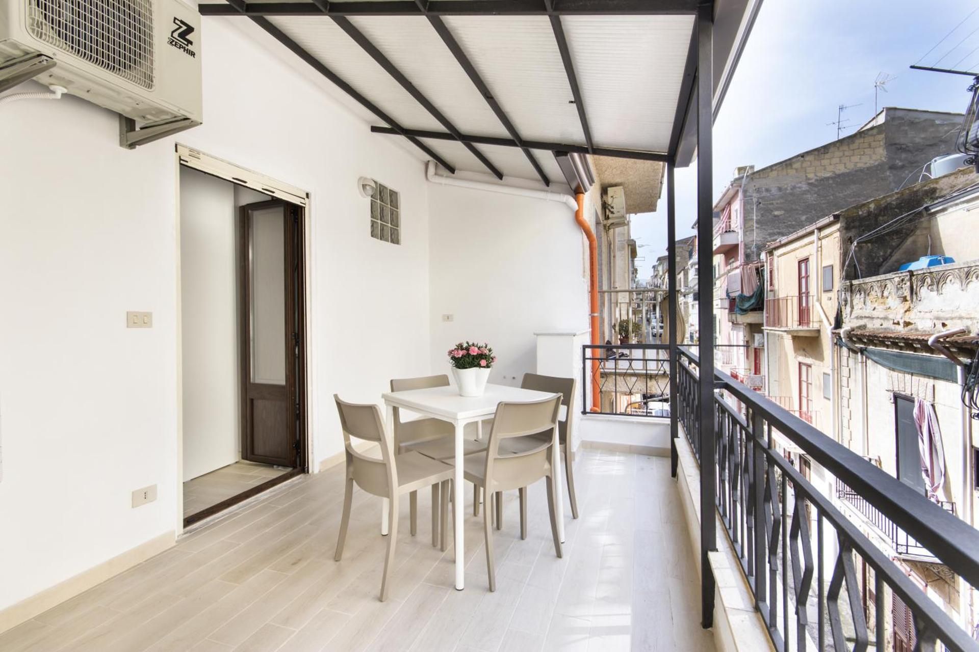 Triple Room with Terrace