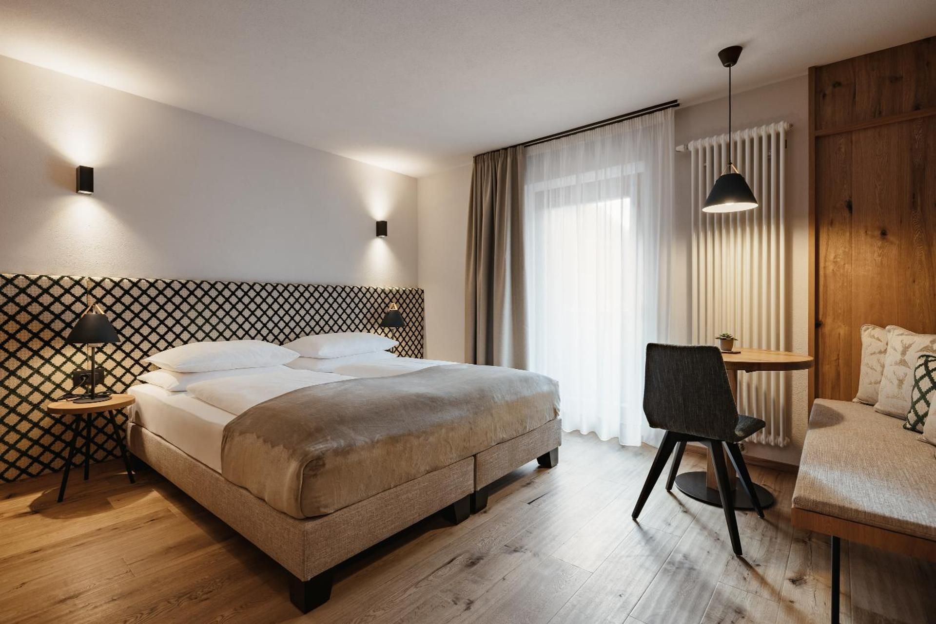 Deluxe Double or Twin Room with Balcony
