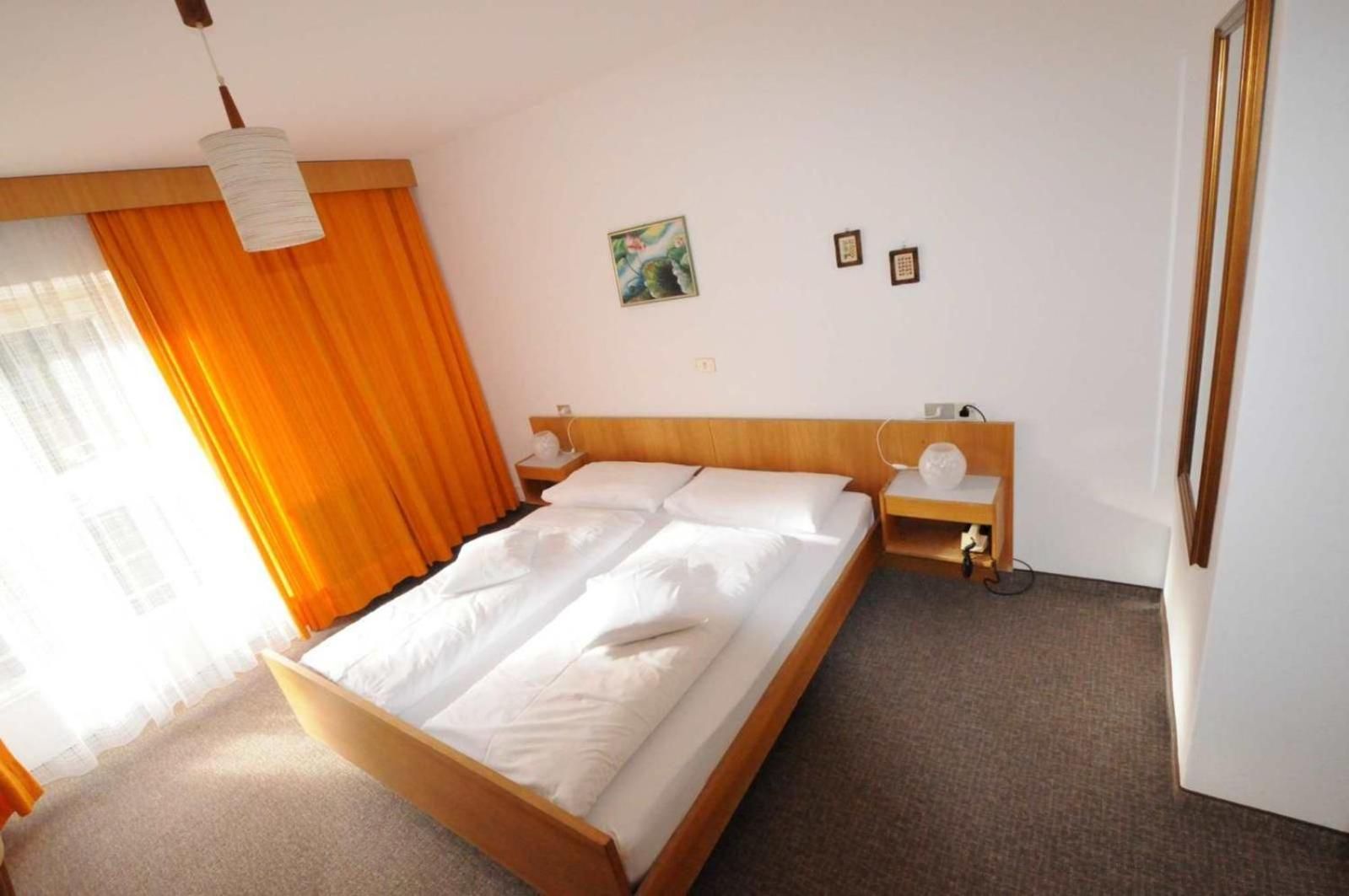 Double Room with Private External Bathroom