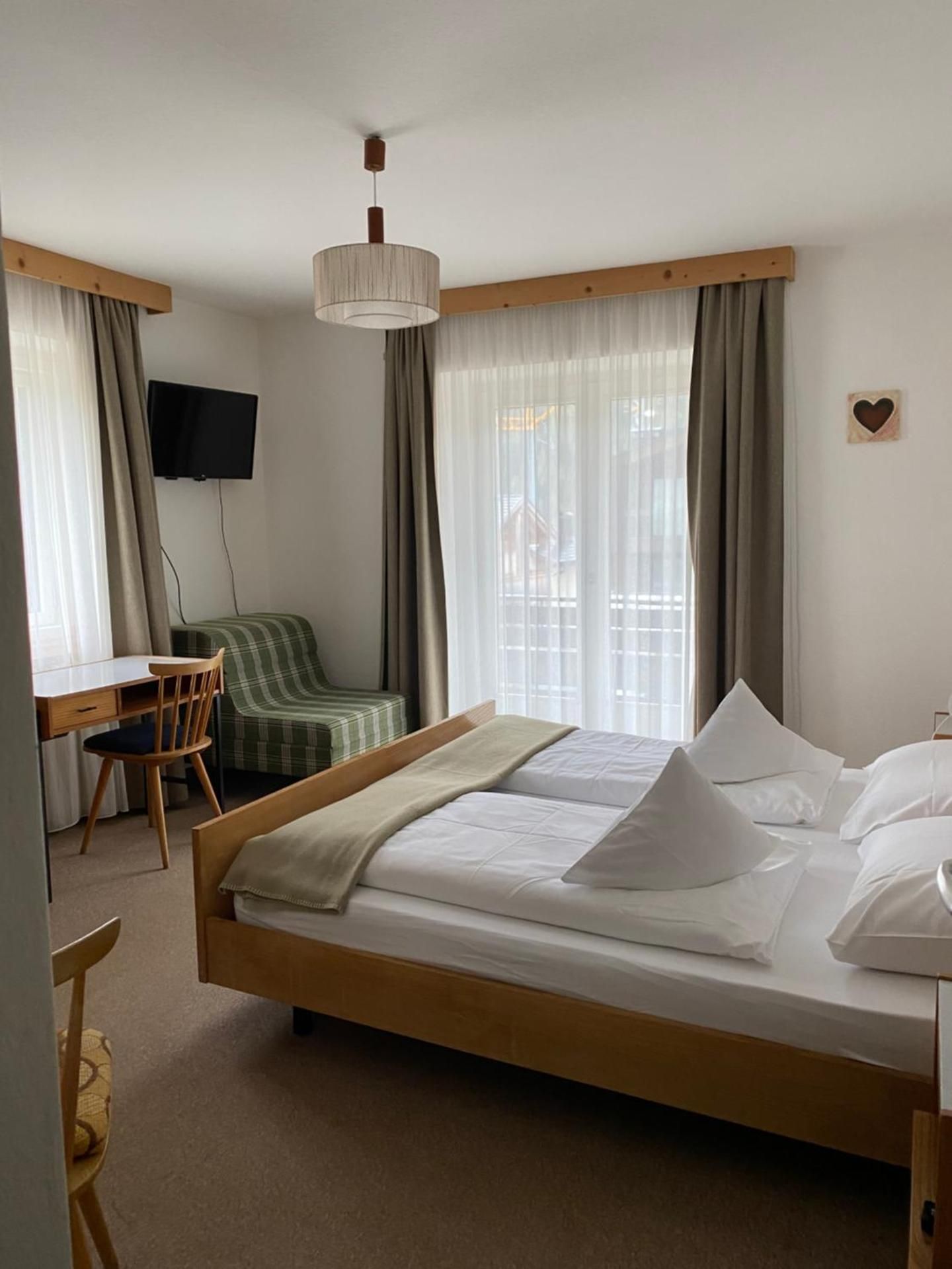 Large Double Room