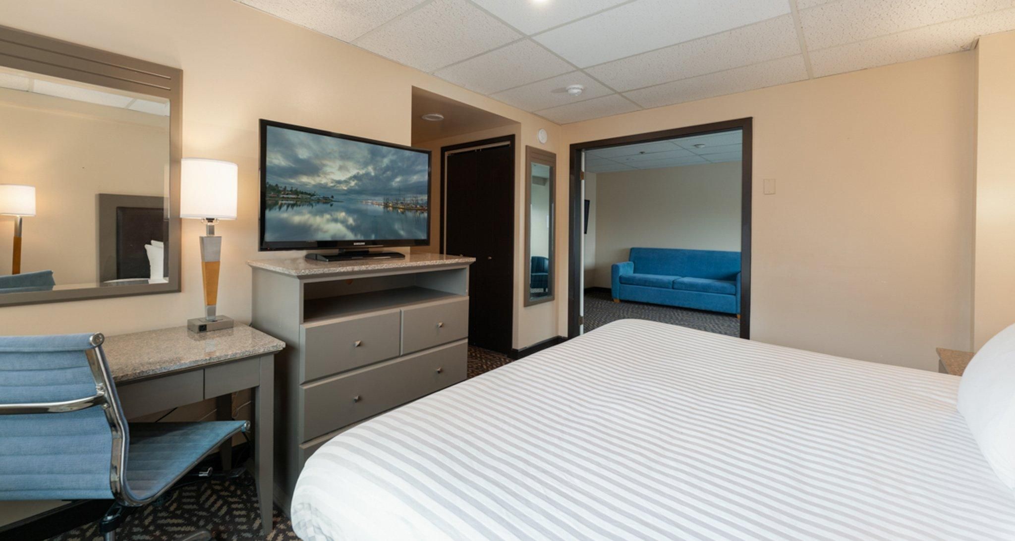 Superior King Suite