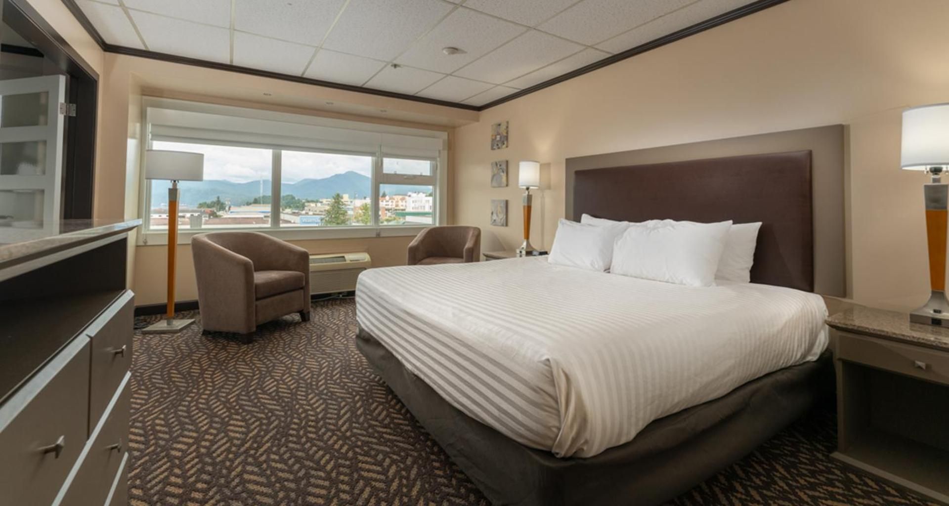 King Suite with Ocean View