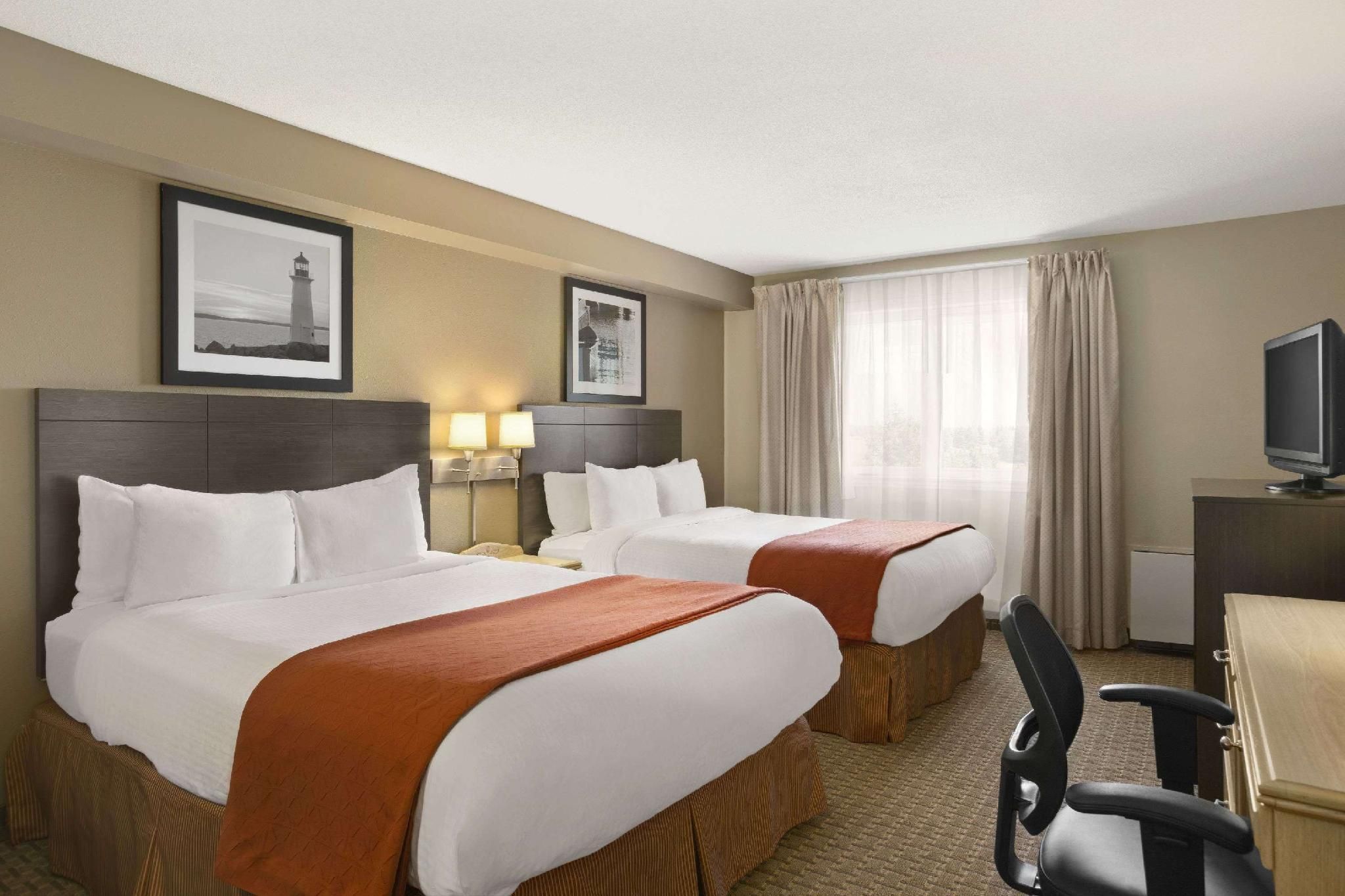 2 Queen Beds, Ground Floor, Non-Smoking