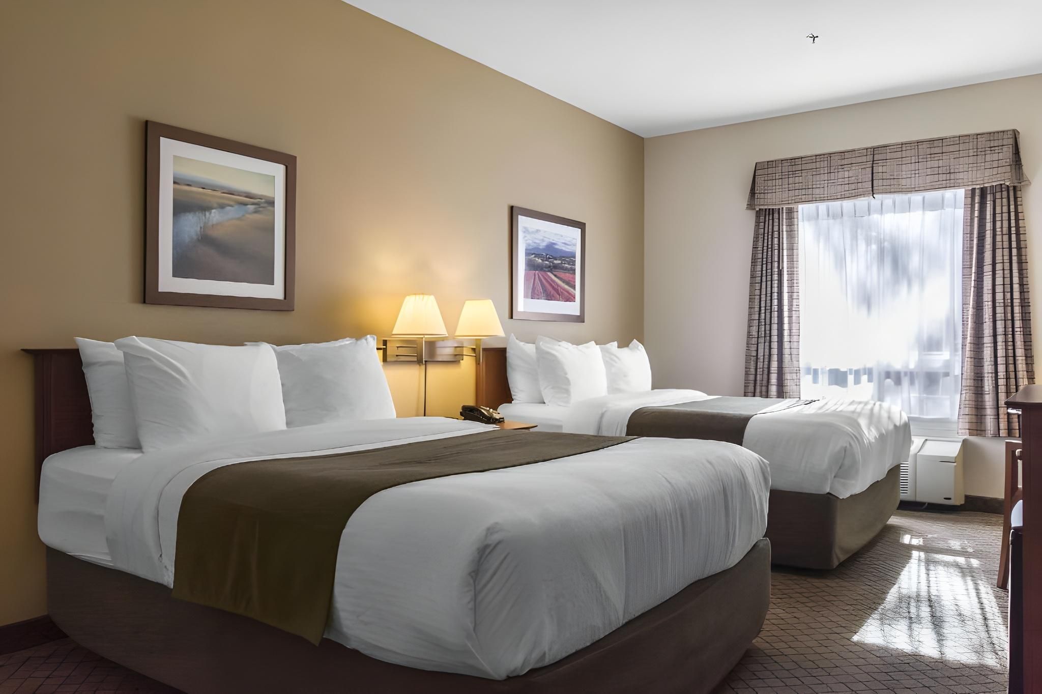 2 Queen Beds, Nonsmoking, Upgrade