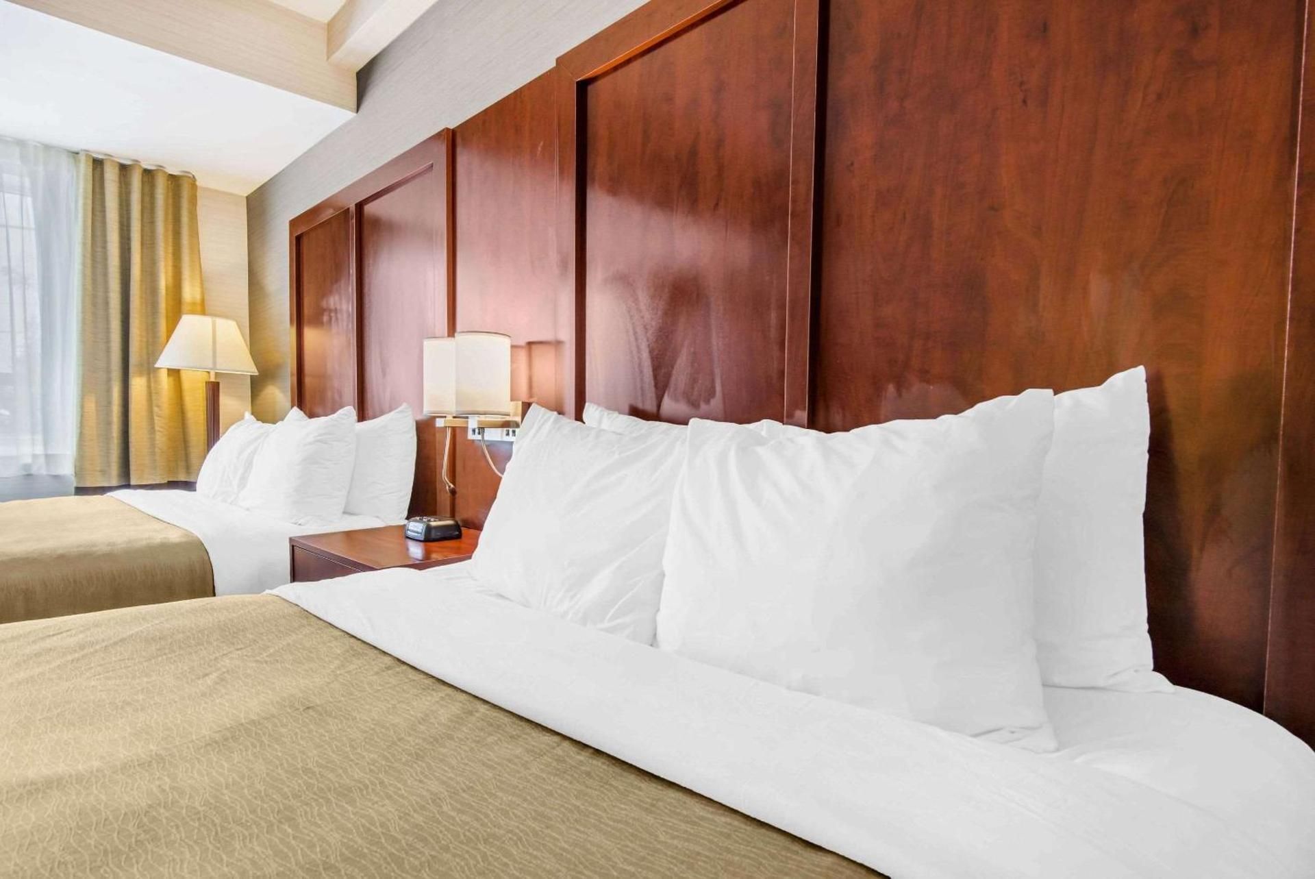 Superior King Suite - Non-Smoking