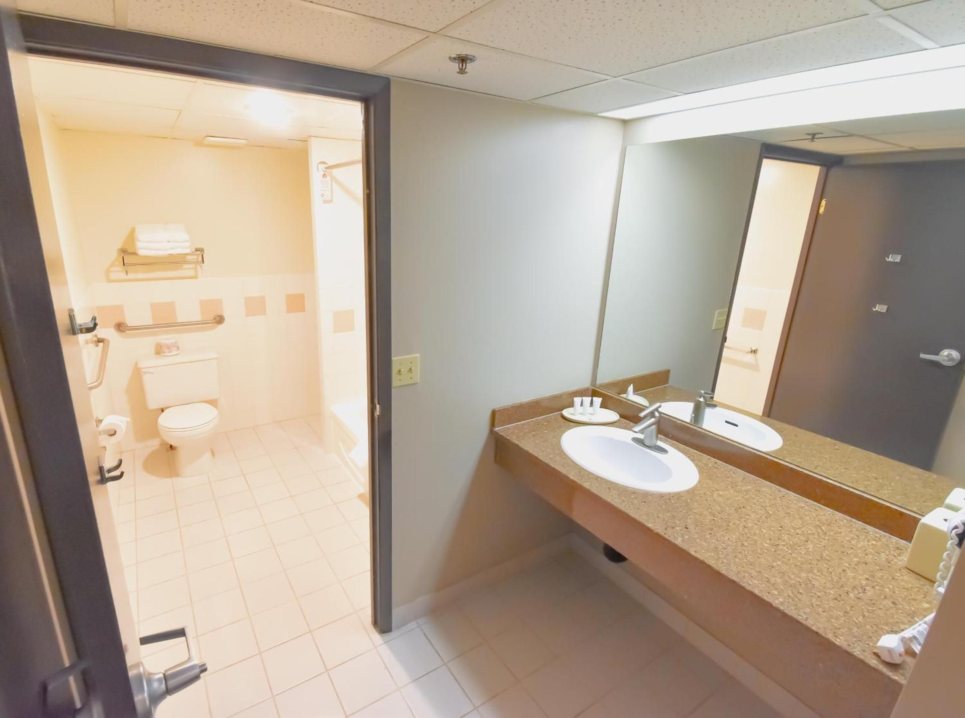 Queen Suite