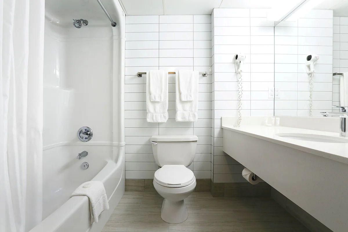 Canad Inns Destination Centre Transcona Two Queen Room 3