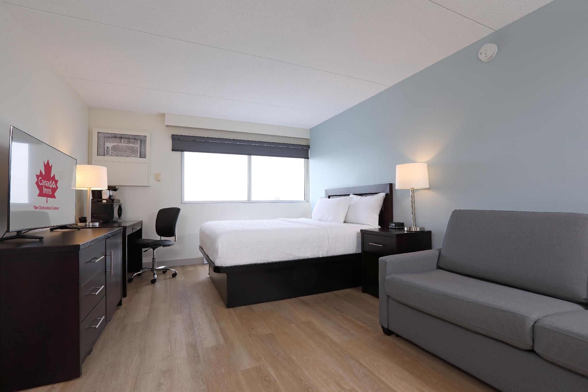 Canad Inns Destination Centre Polo Park One Queen with PullOut 2