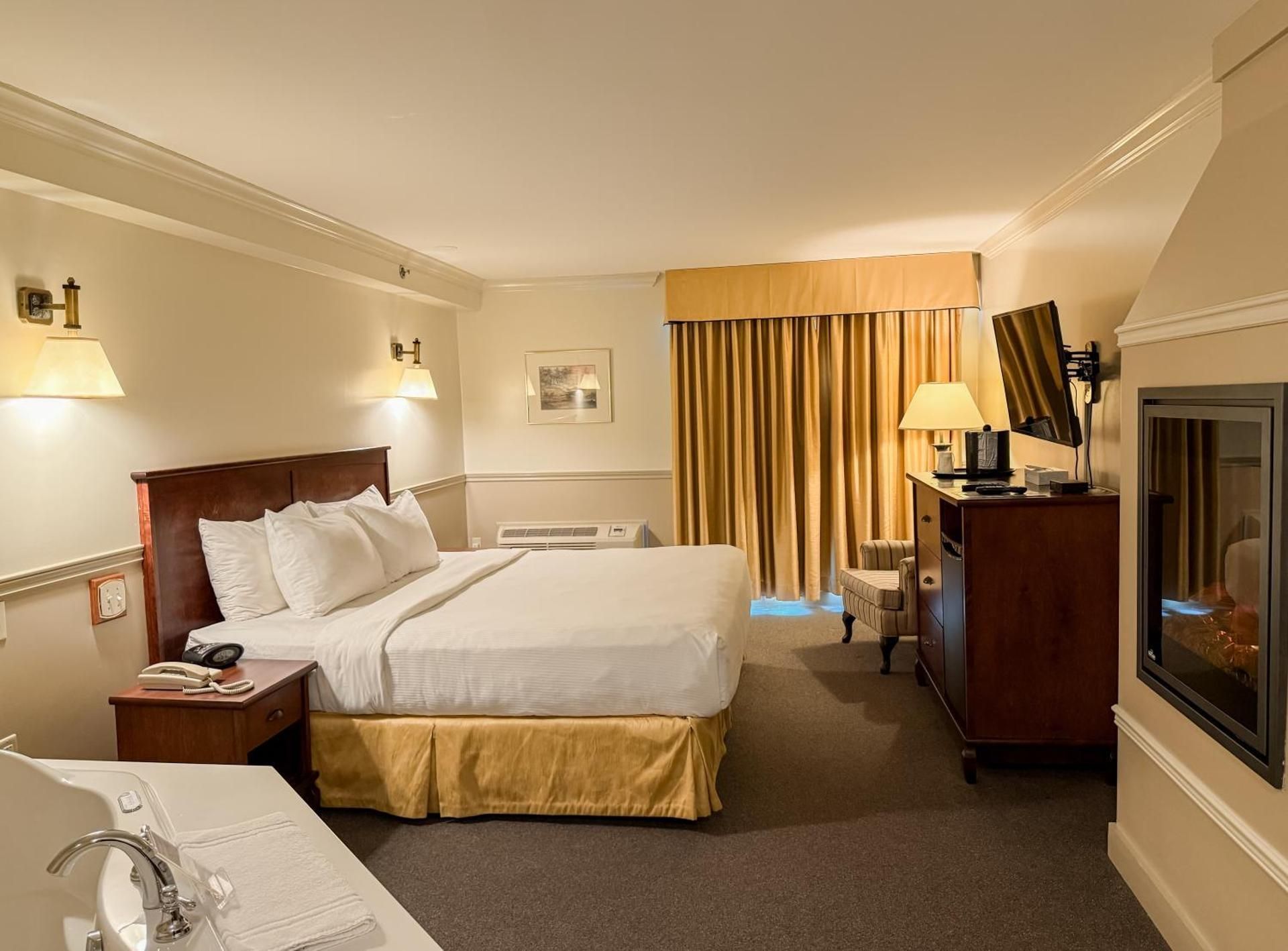 Superior King Room