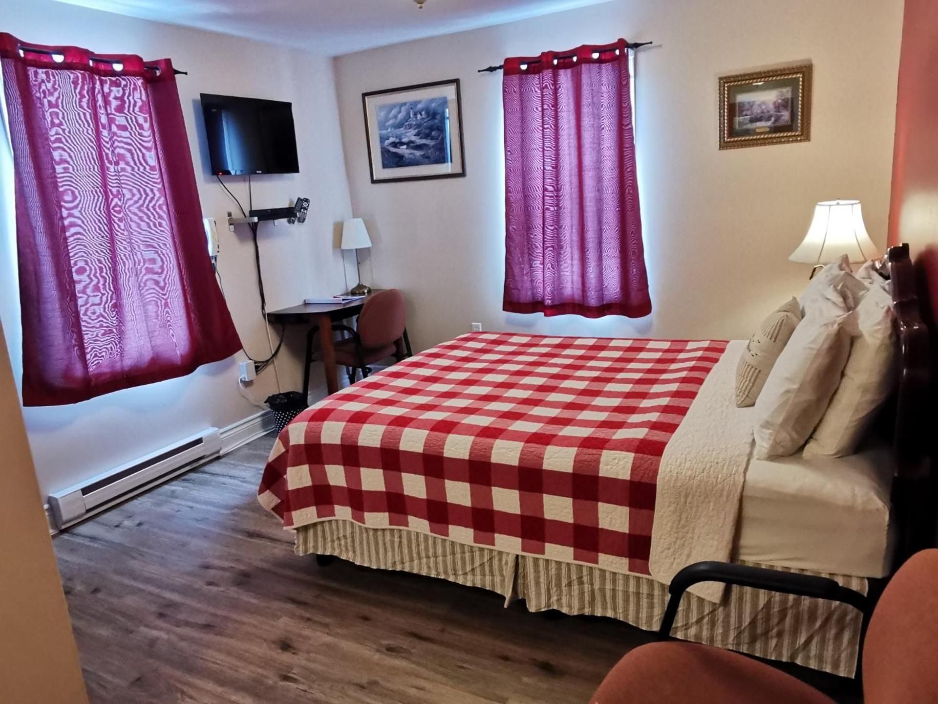 Town View Room - side window water view - Sand Dollar & 3B
