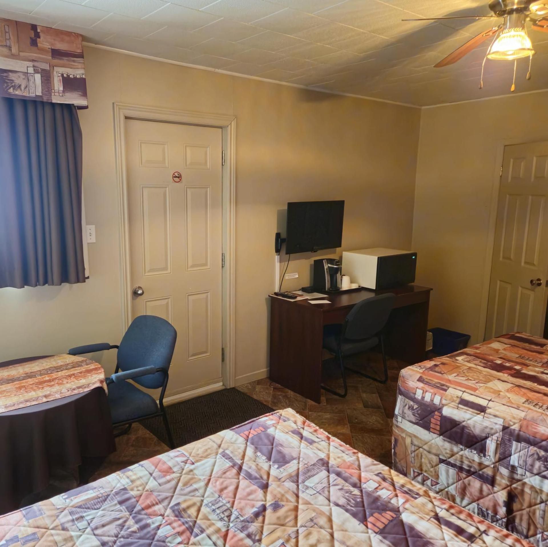 Classic Quadruple Room