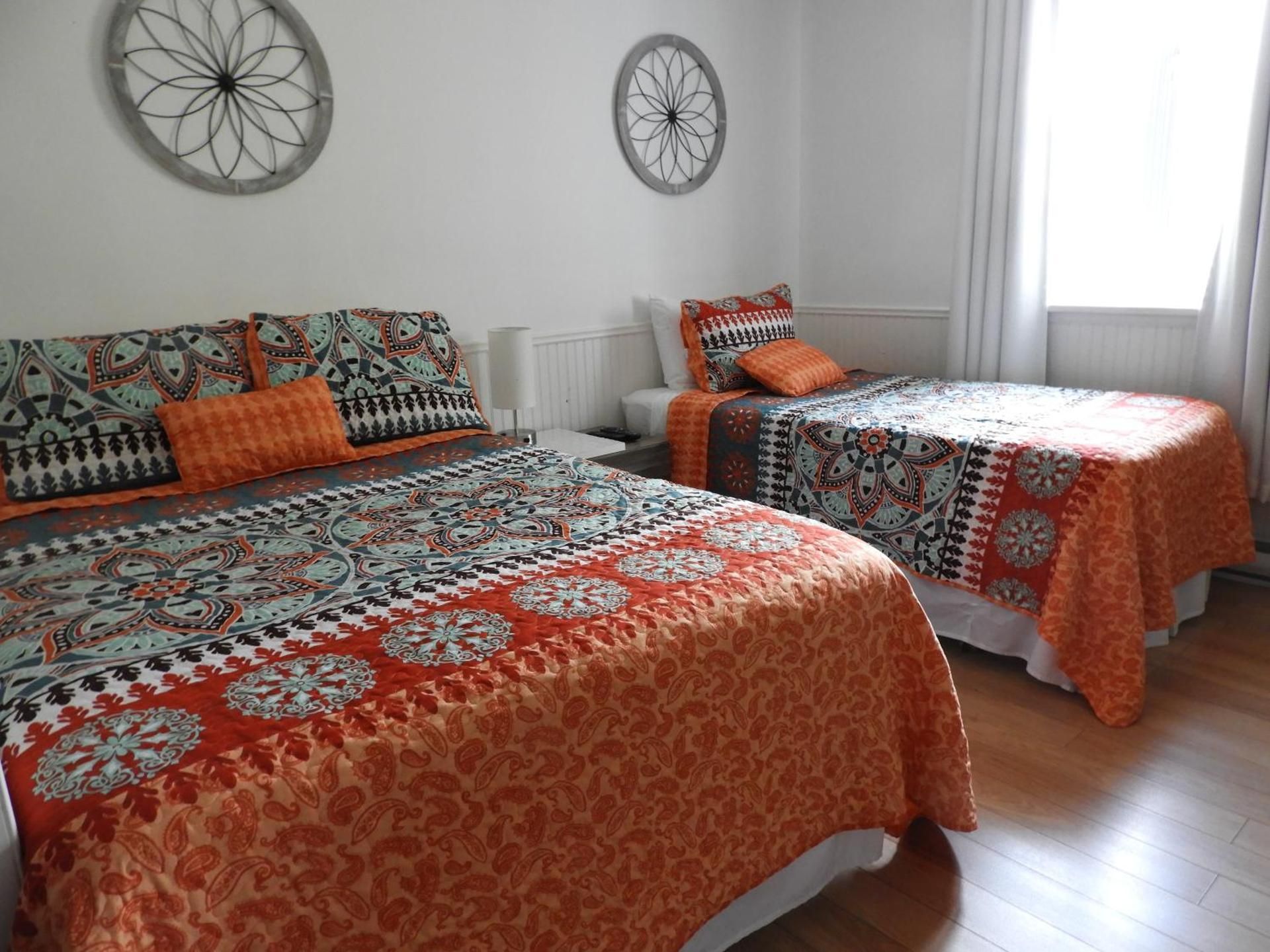 Double Room with Single Bed 
