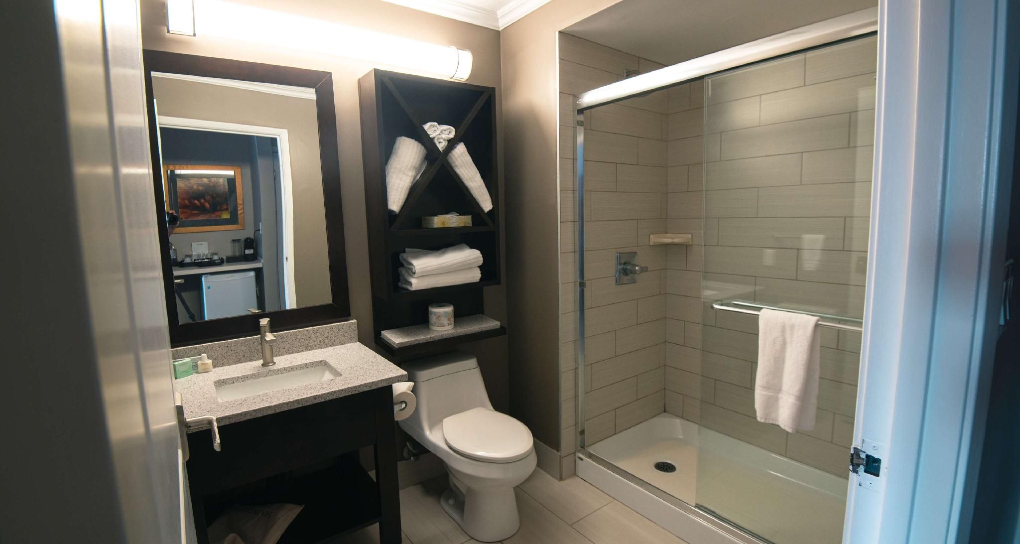 Elm Hurst Inn & Spa 2 Queen Beds, Nonsmoking, Deluxe Room 2