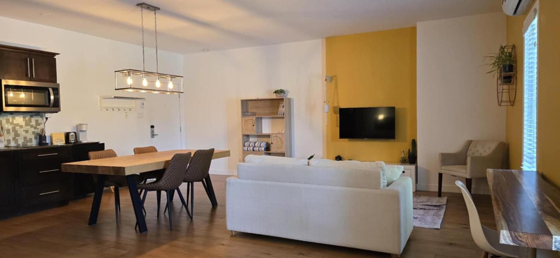 Condo 102 - Le Boho