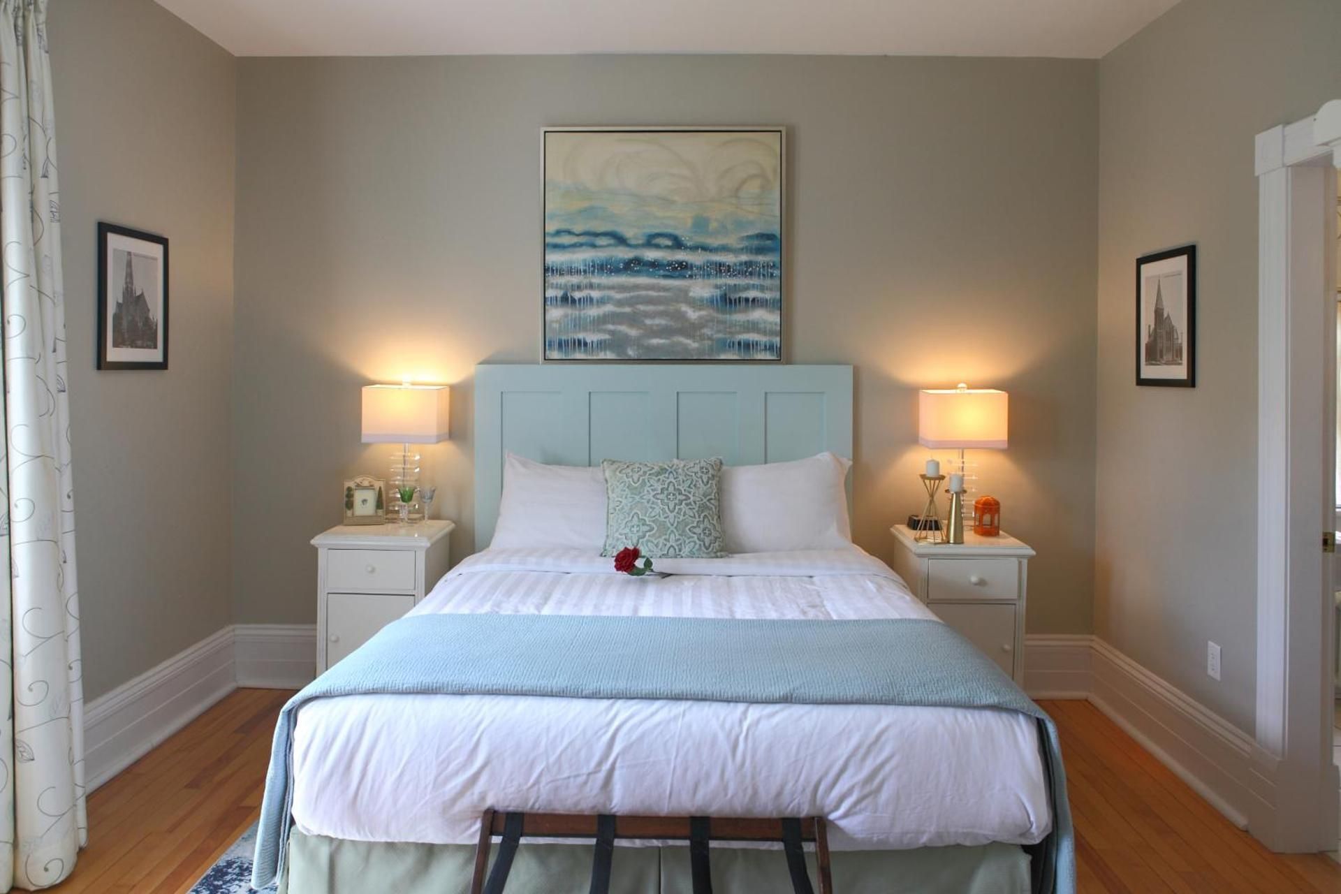 Queen Room with Spa Bath