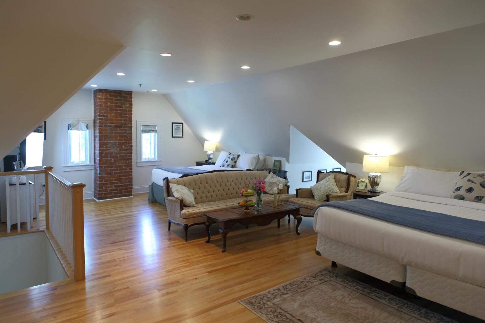 Deluxe Suite with Spa Bath