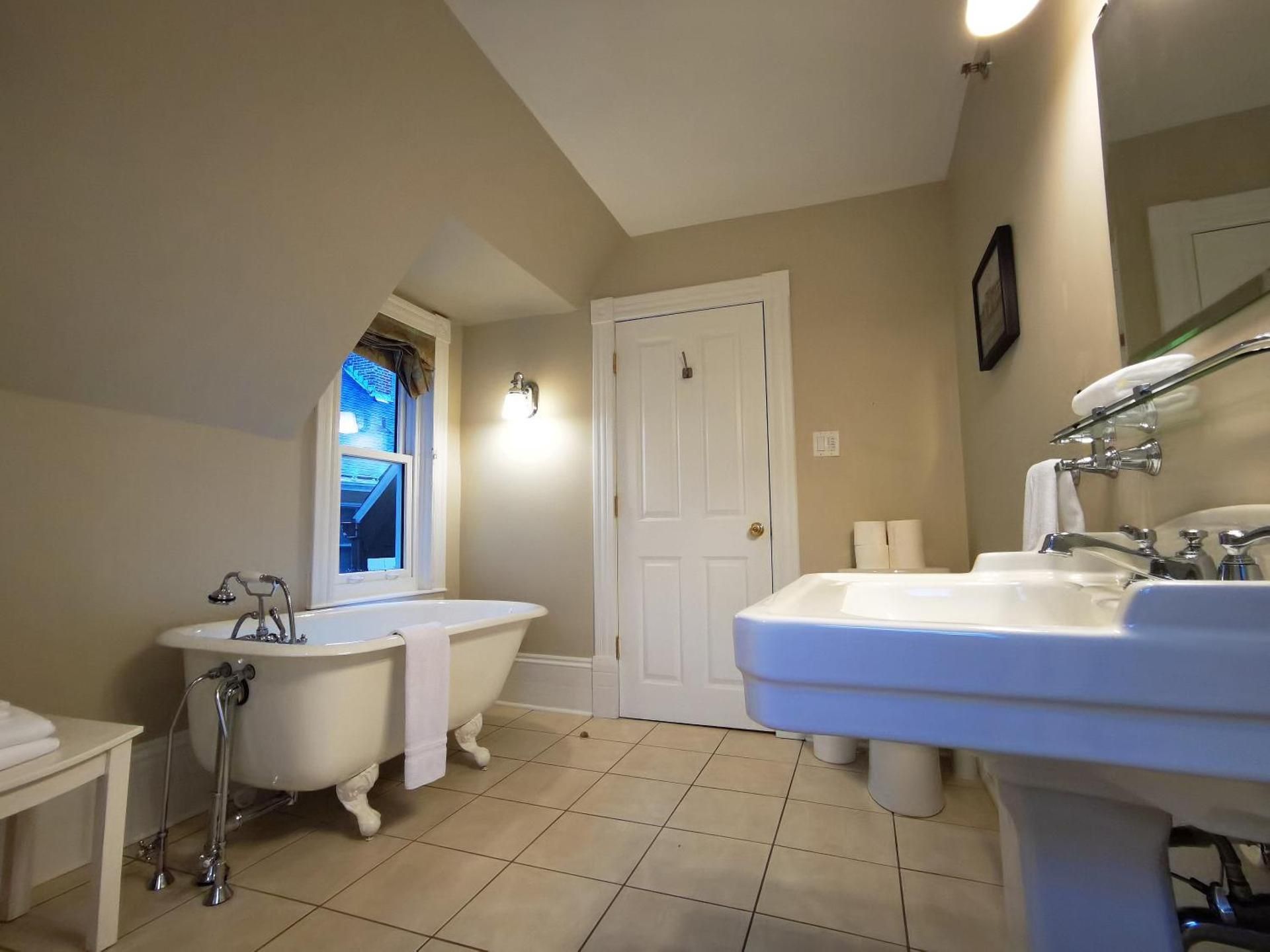 King Suite