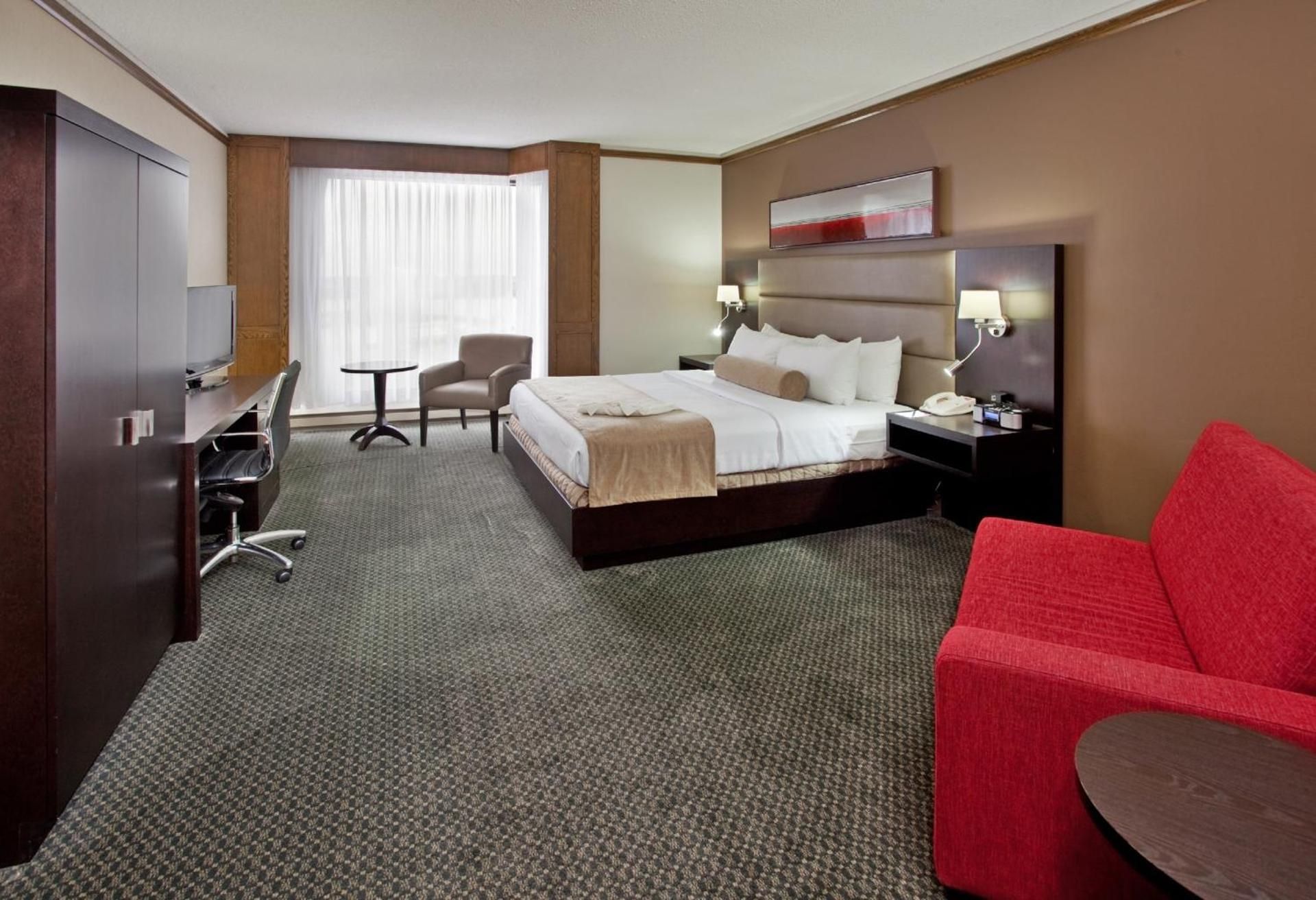 Deluxe King Room
