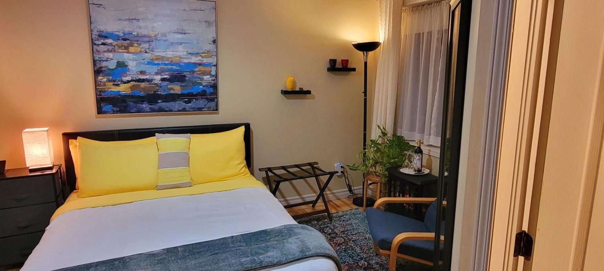 Queen Room with Garden View