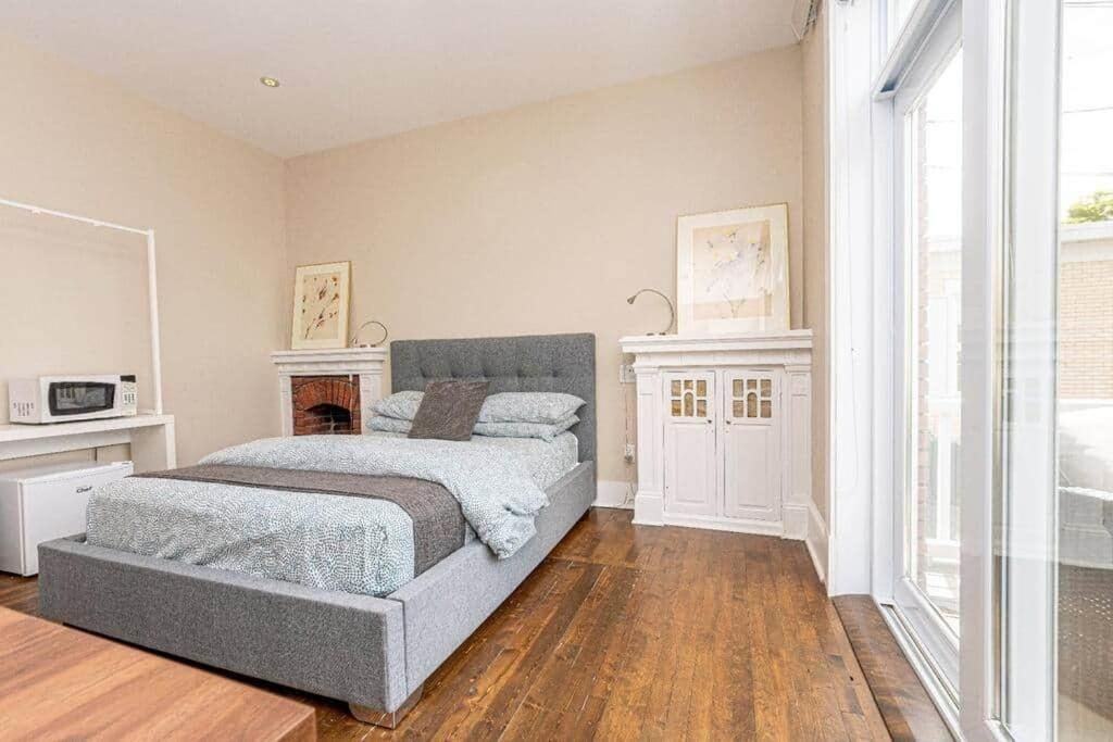 Suite with City View