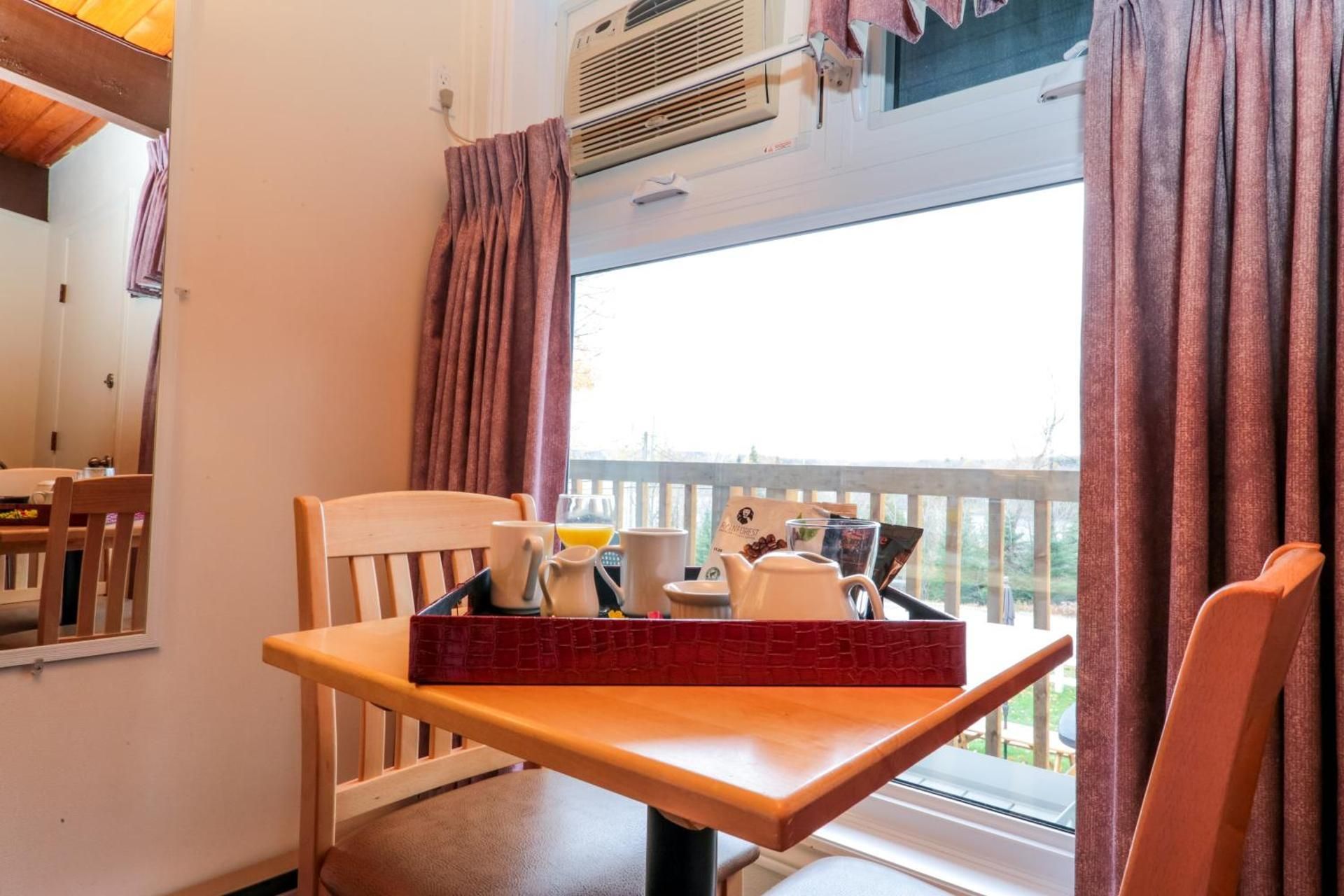 Deluxe Double Room with Shower