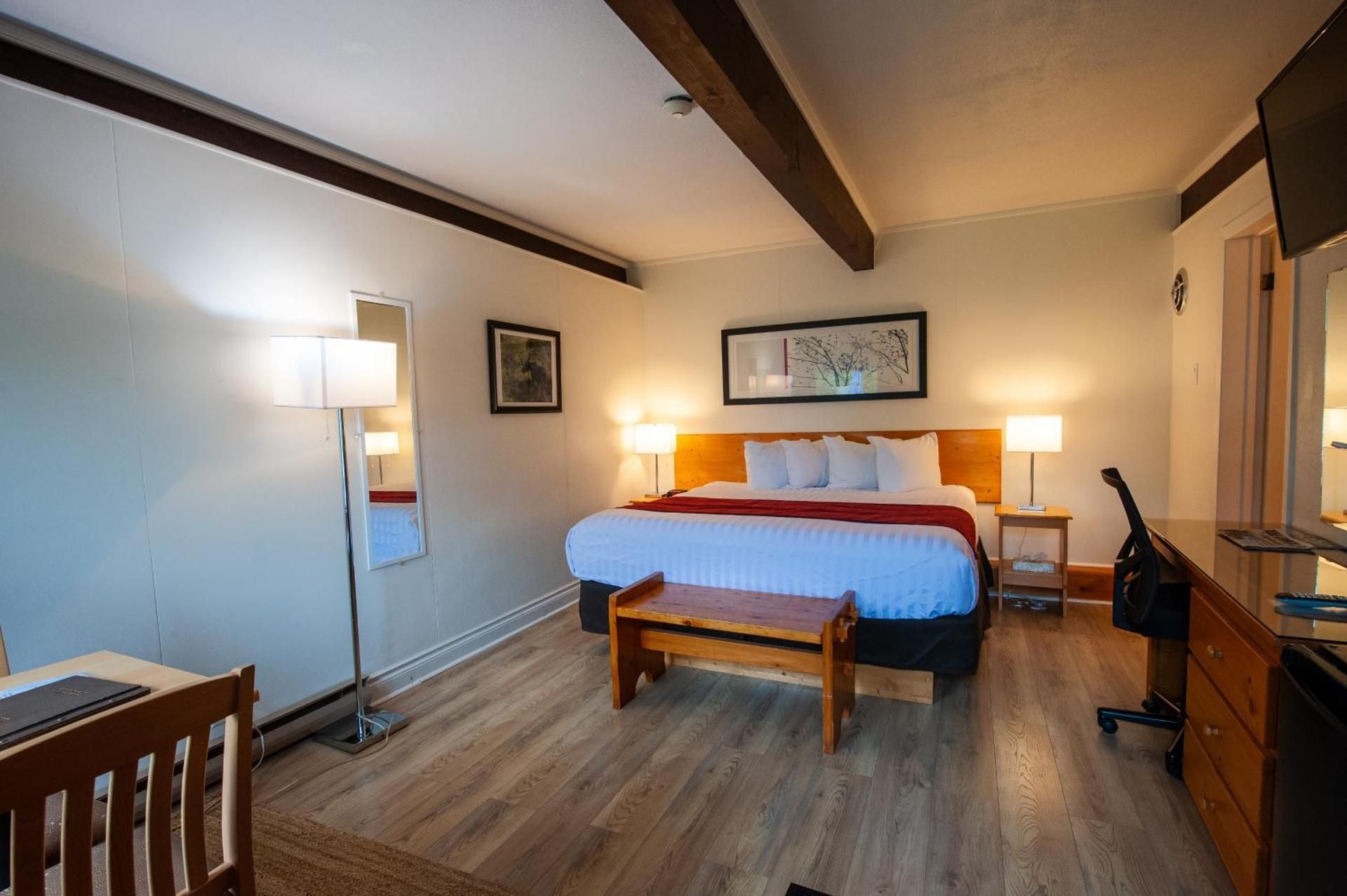 Standard King Room