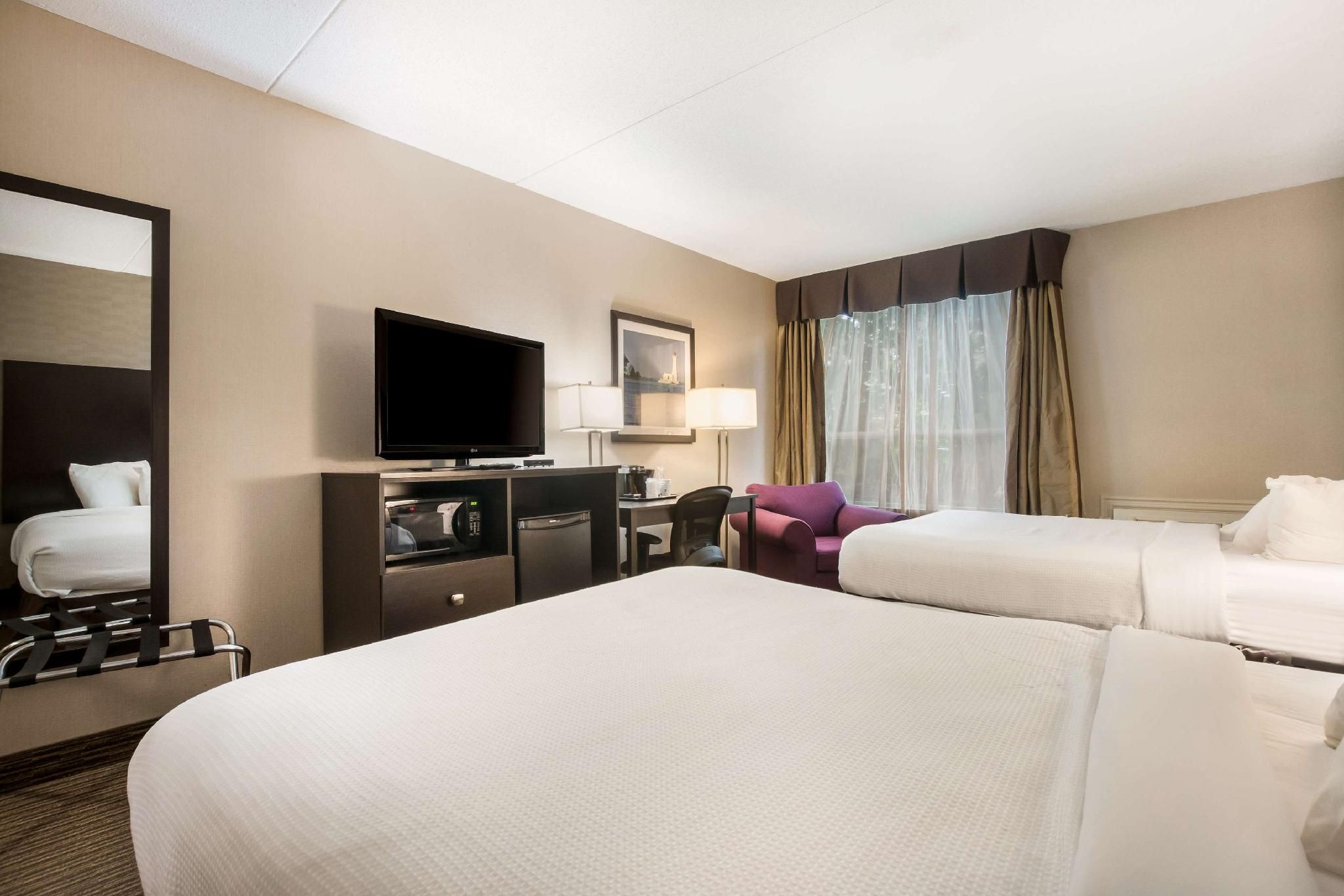 2 queen beds, nonsmoking