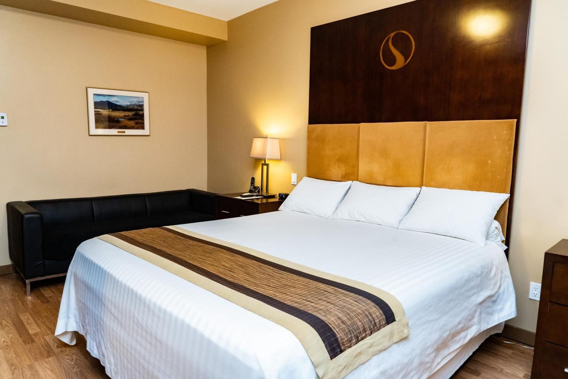 Deluxe Double Room with Shower