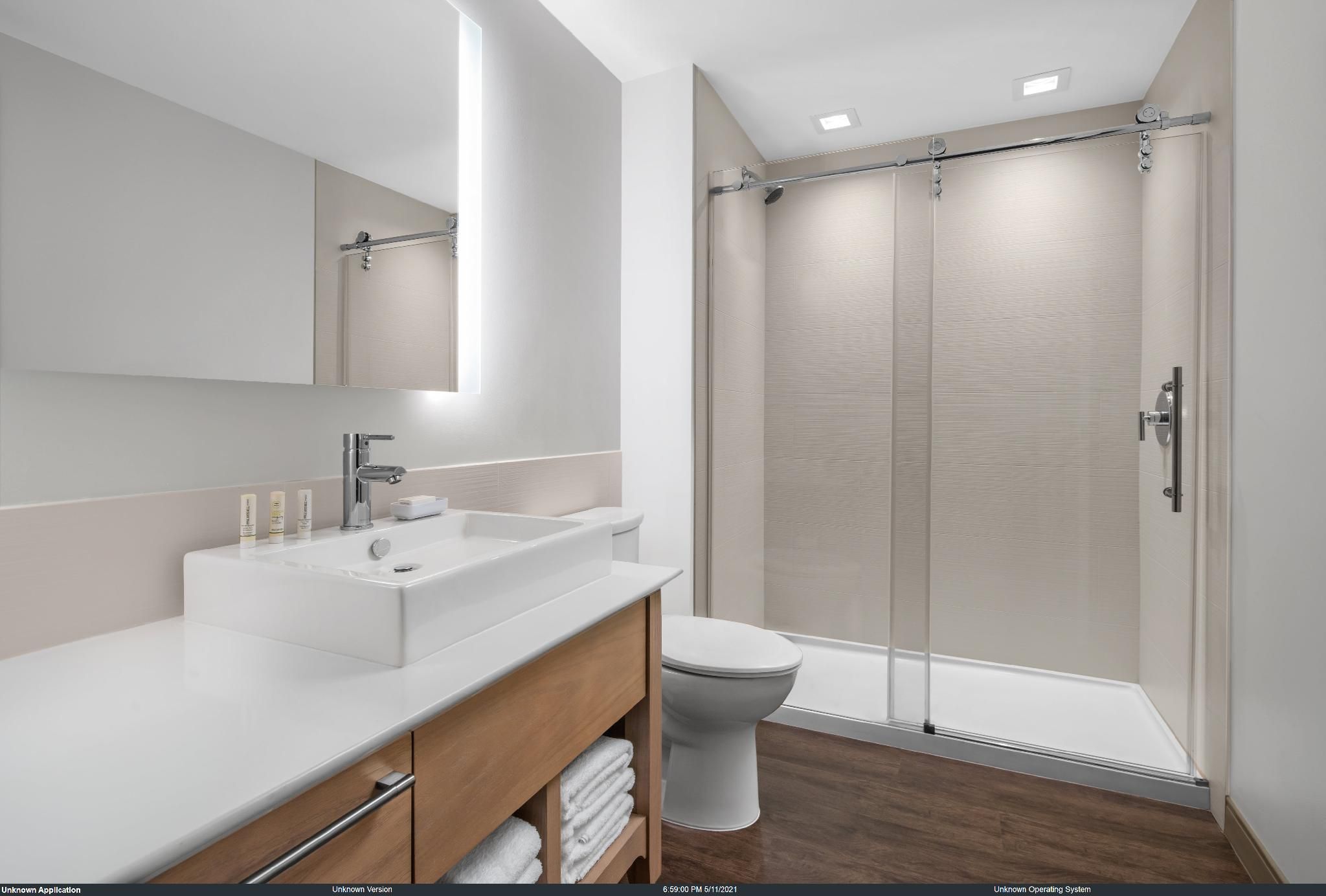 King Guest Room, Guest room, 1 King