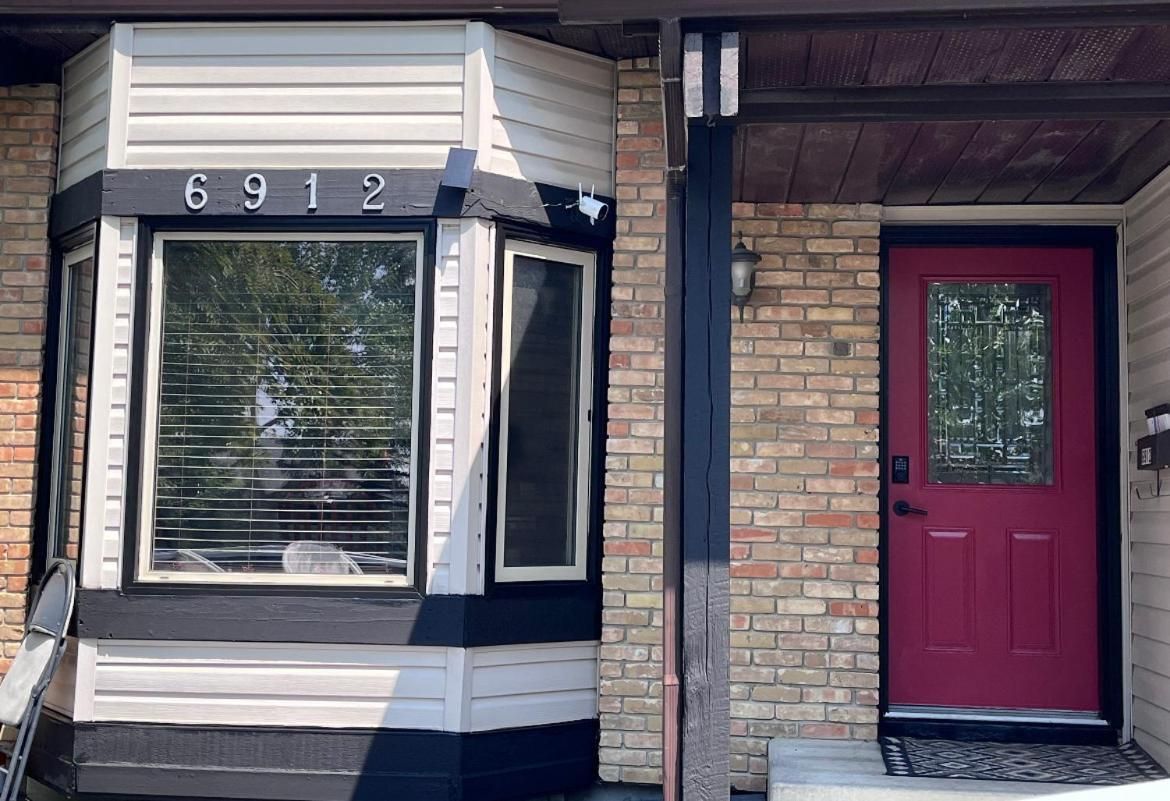 Banff mountain House&30 second Bus station Close C-Train& Free Parking