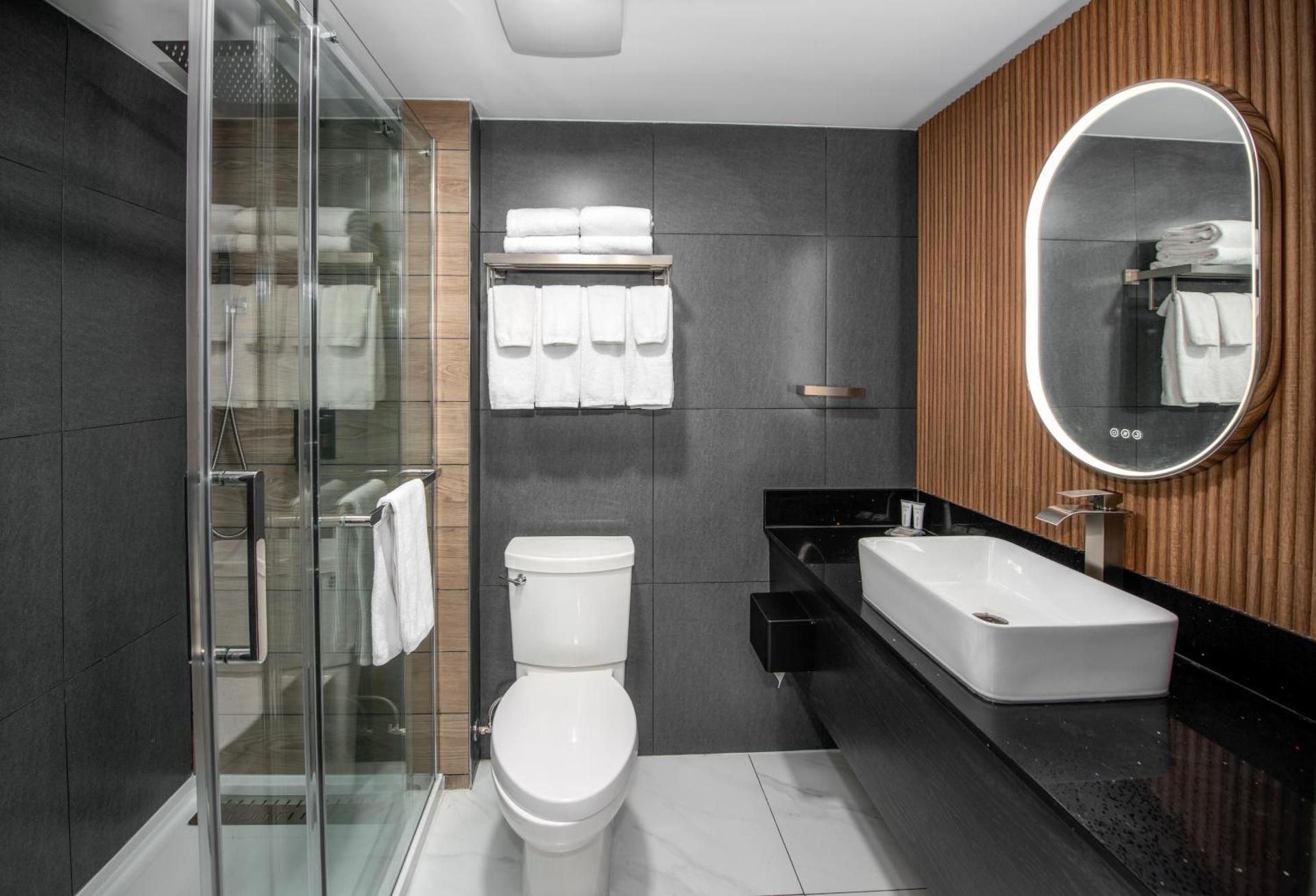 Sea Edge Beachside Hotel Double Room with Sea View 3