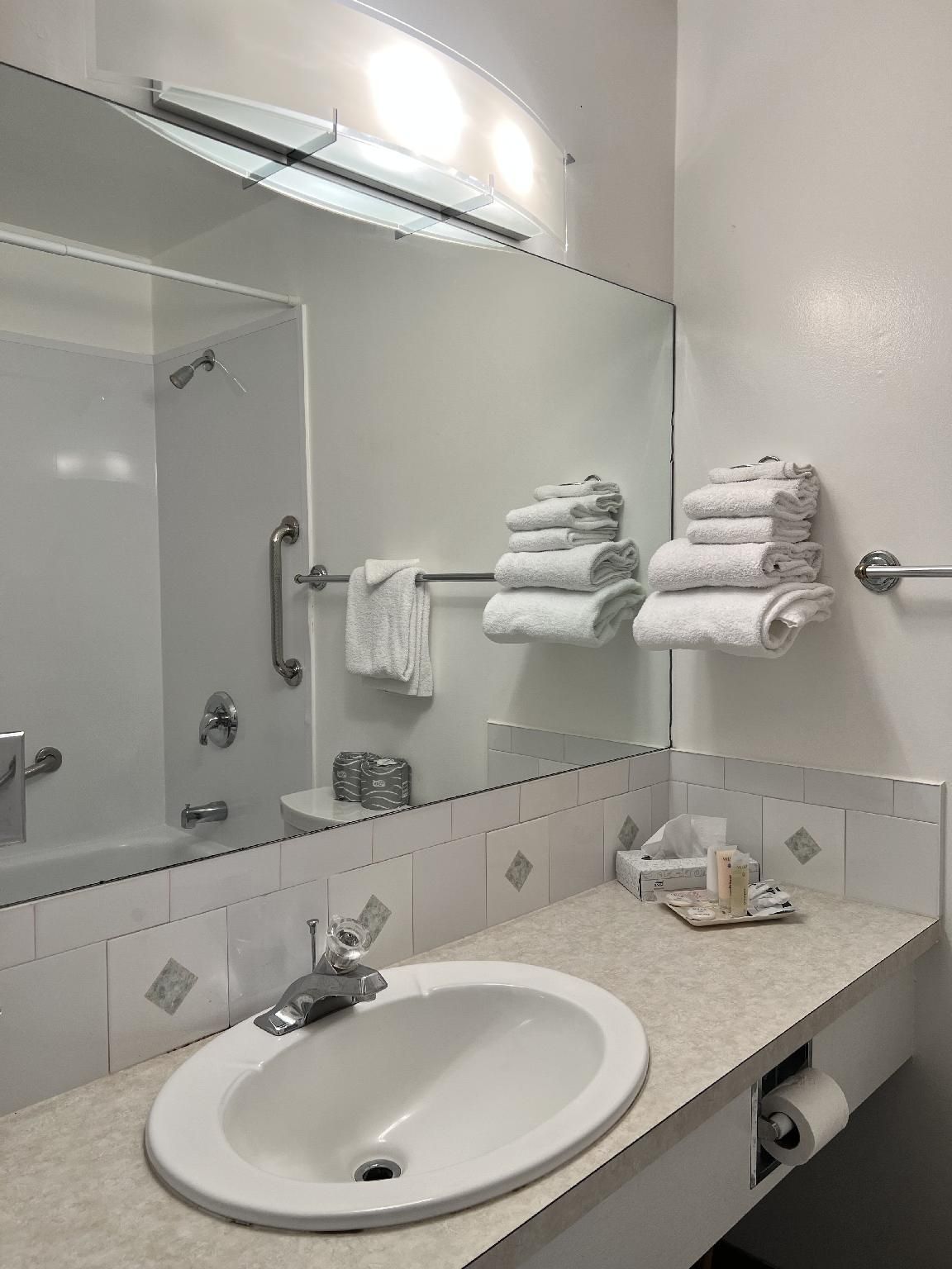 Oceanview Two-Bedroom Cabin