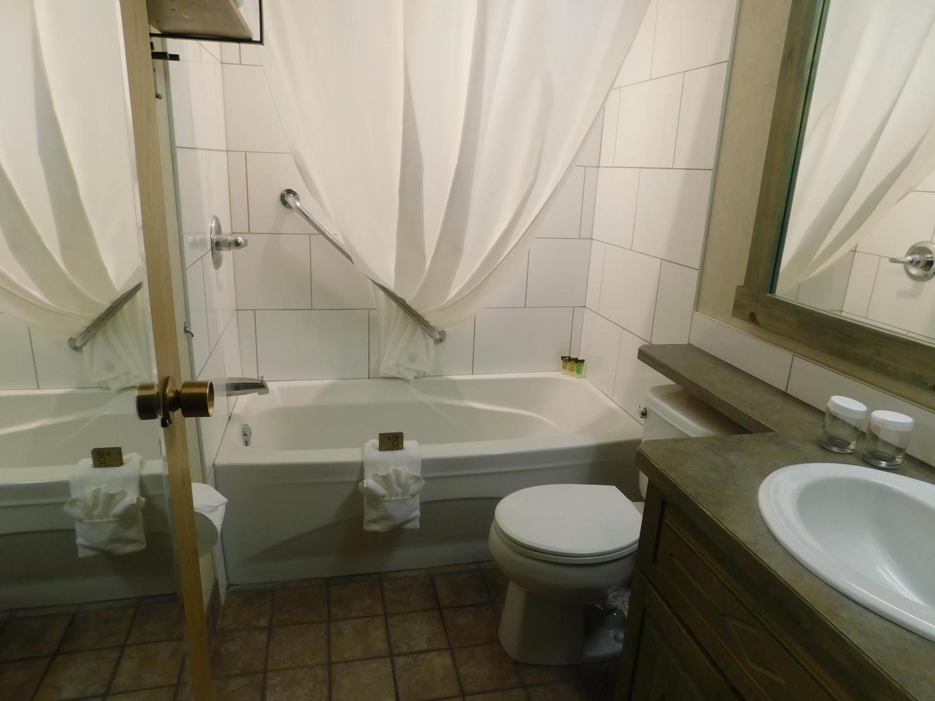 Douglas Fir Resort & Chalets One-Bedroom Condo with Fireplace