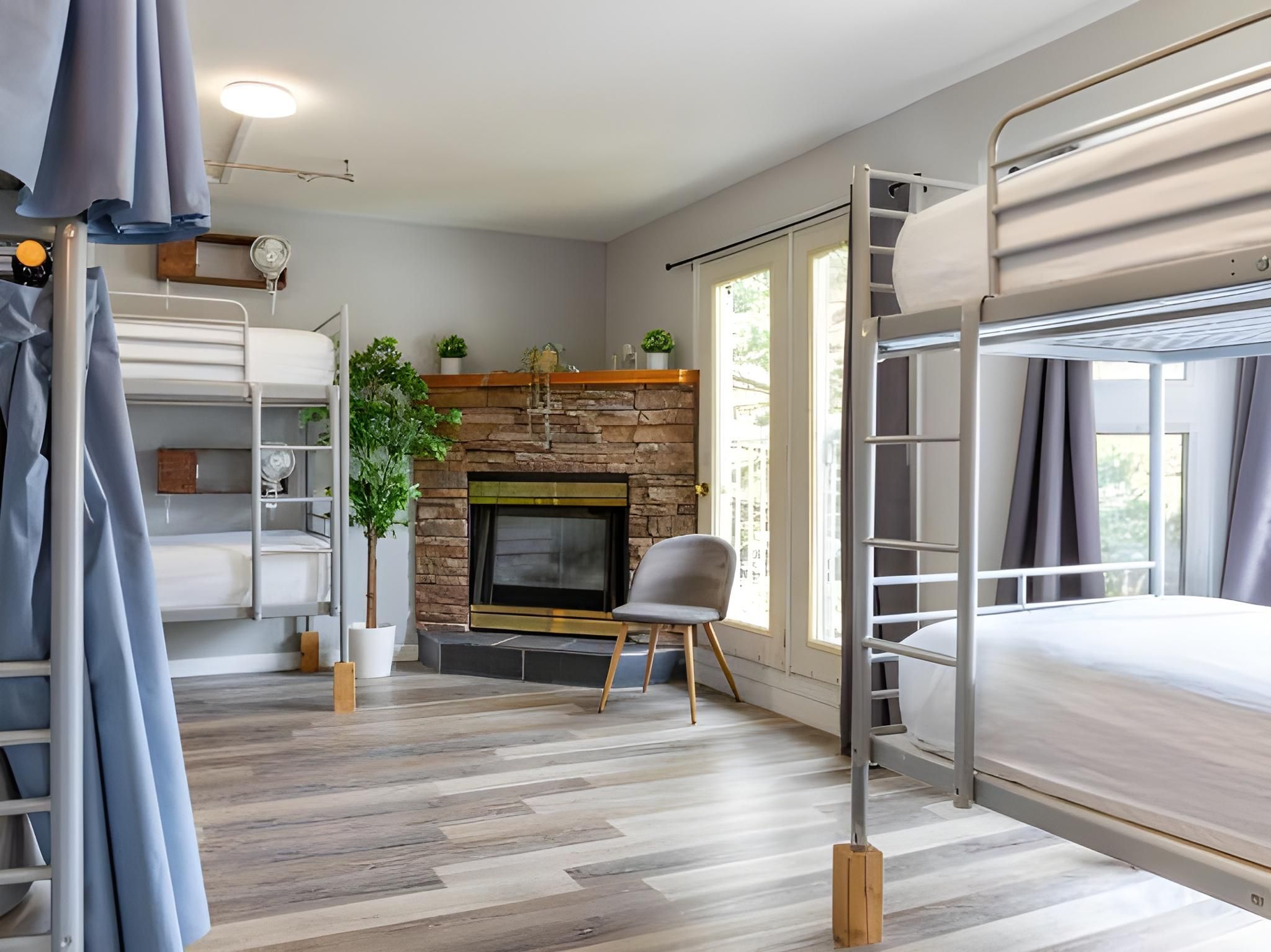 Entire 8-Bed Private Dormitory - Mixed