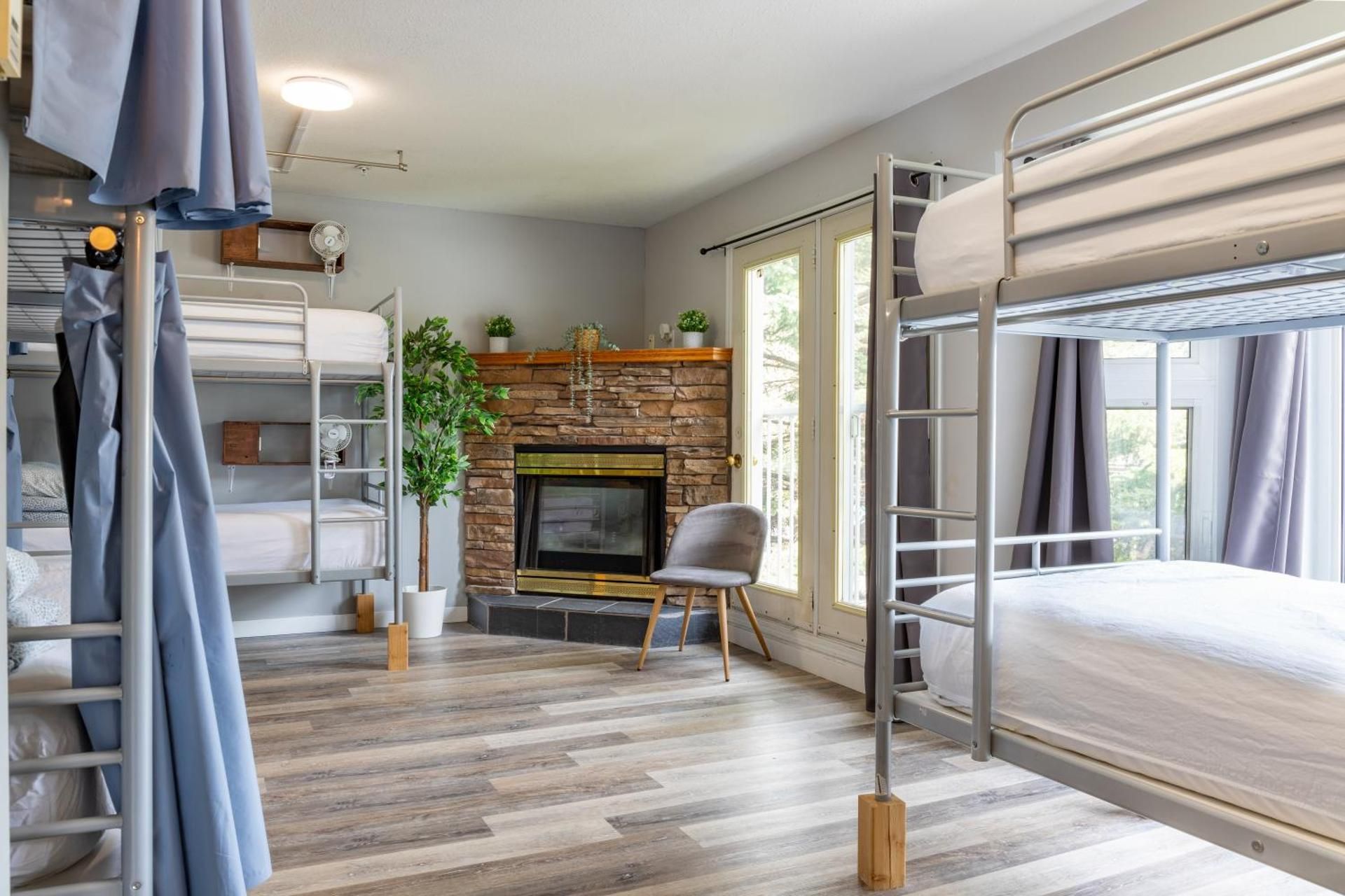 1 Person in 6-Bed Dormitory with En-Suite - Female Only